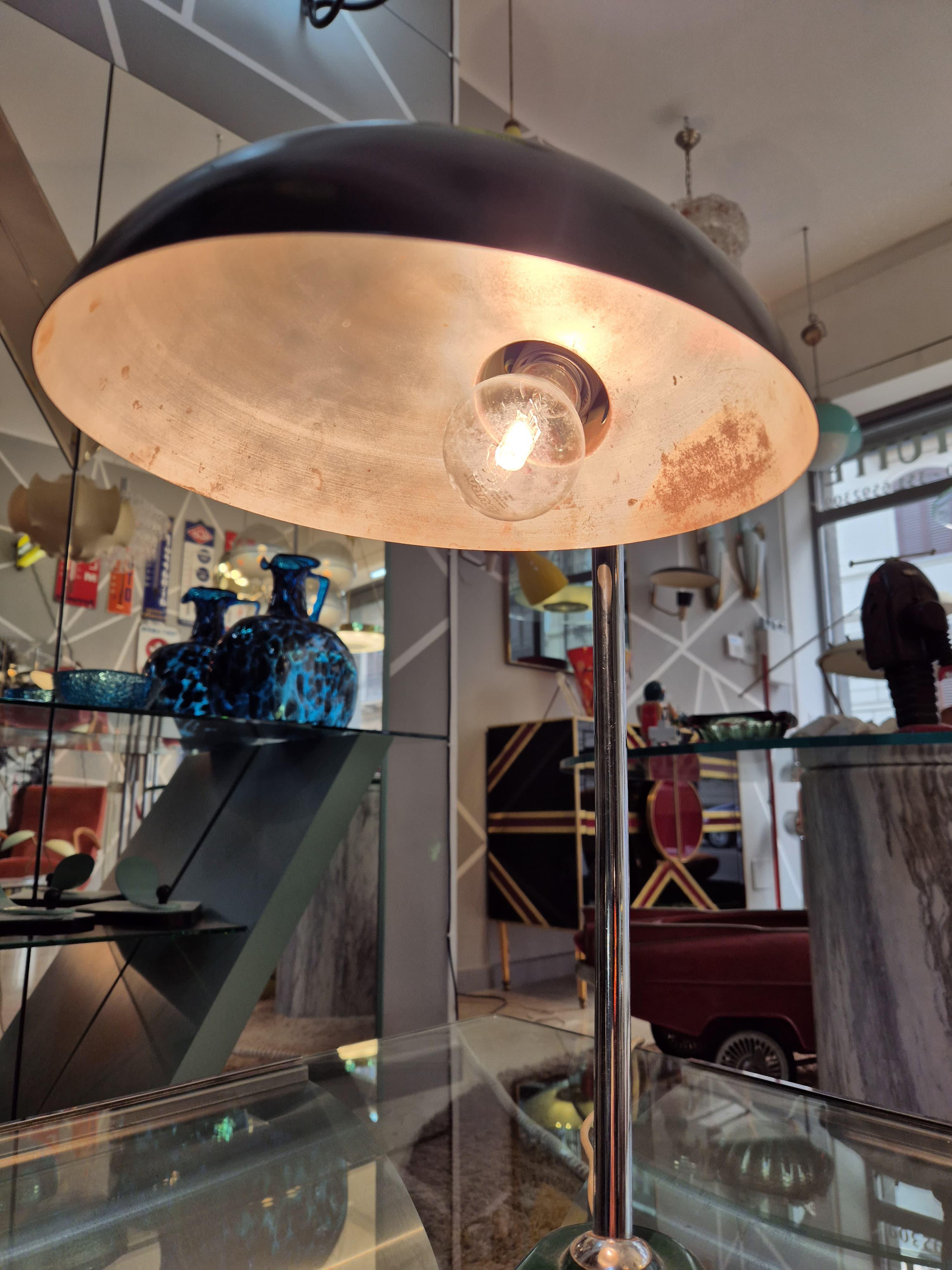 Mid-20th Century Green ministerial table lamp For Sale