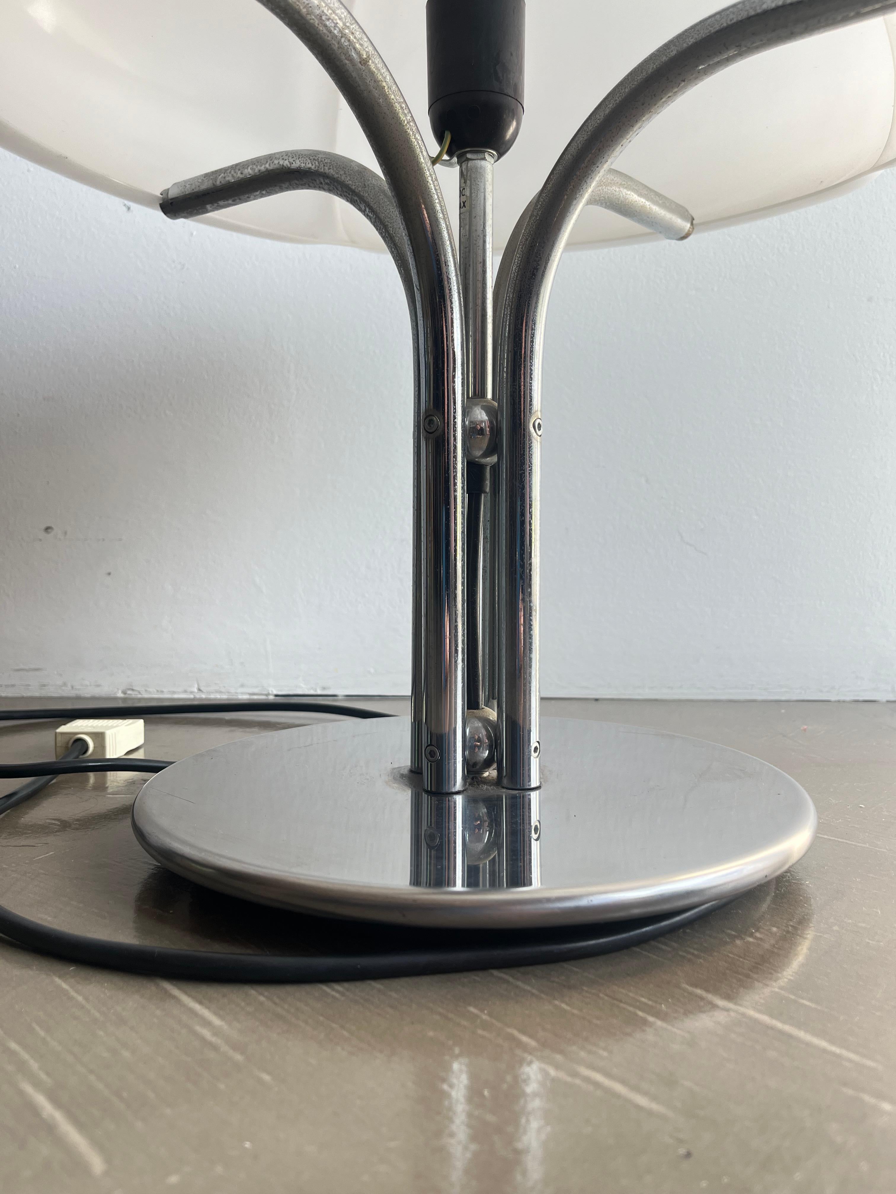 Mid-Century Modern Table lamp mod. Quadrifoglio Guzzini 1970
