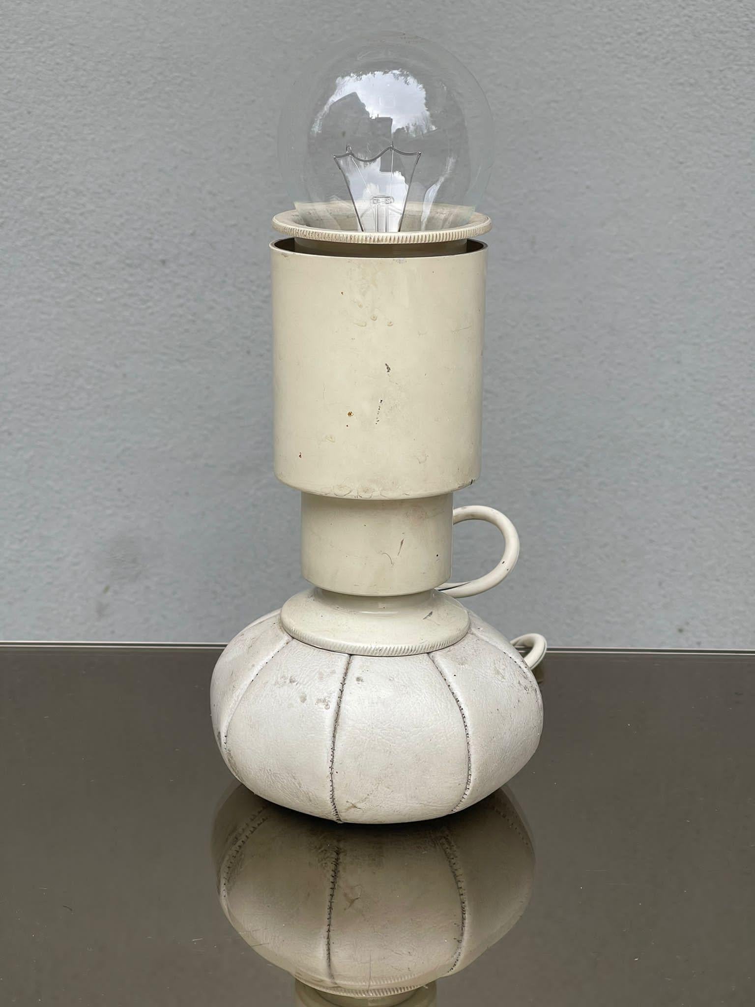 Lampada da tavolo modello 600 di Gino Sarfatti per Arteluce For Sale 6