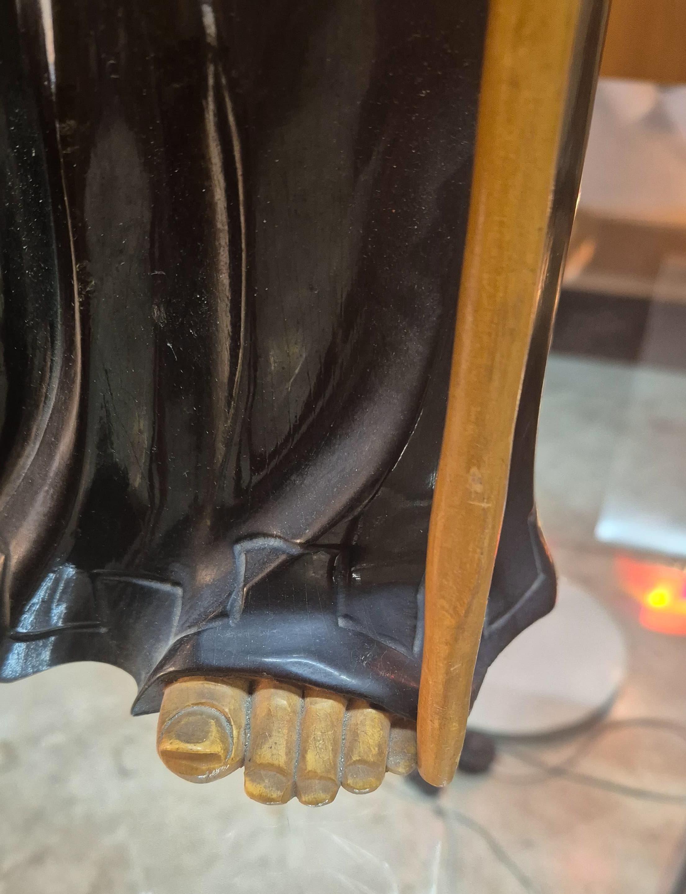 Monk wooden table lamp from 1950 by Aldo Tura. For Sale 2
