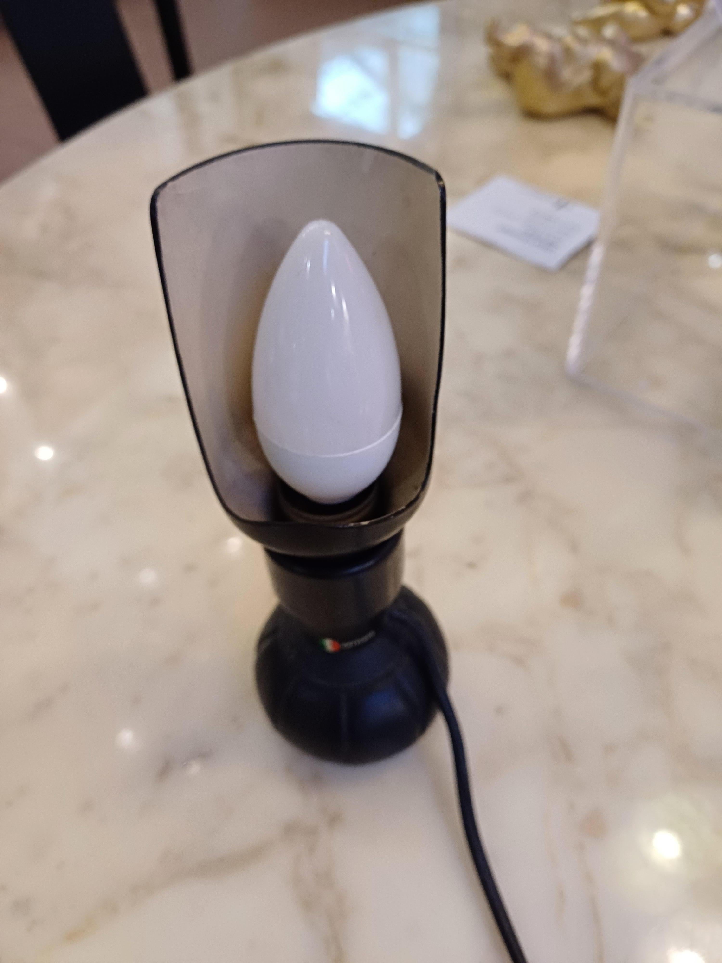 Gino Sarfatti Arteluce lampe de table noire Modèle 600 P en vente 4