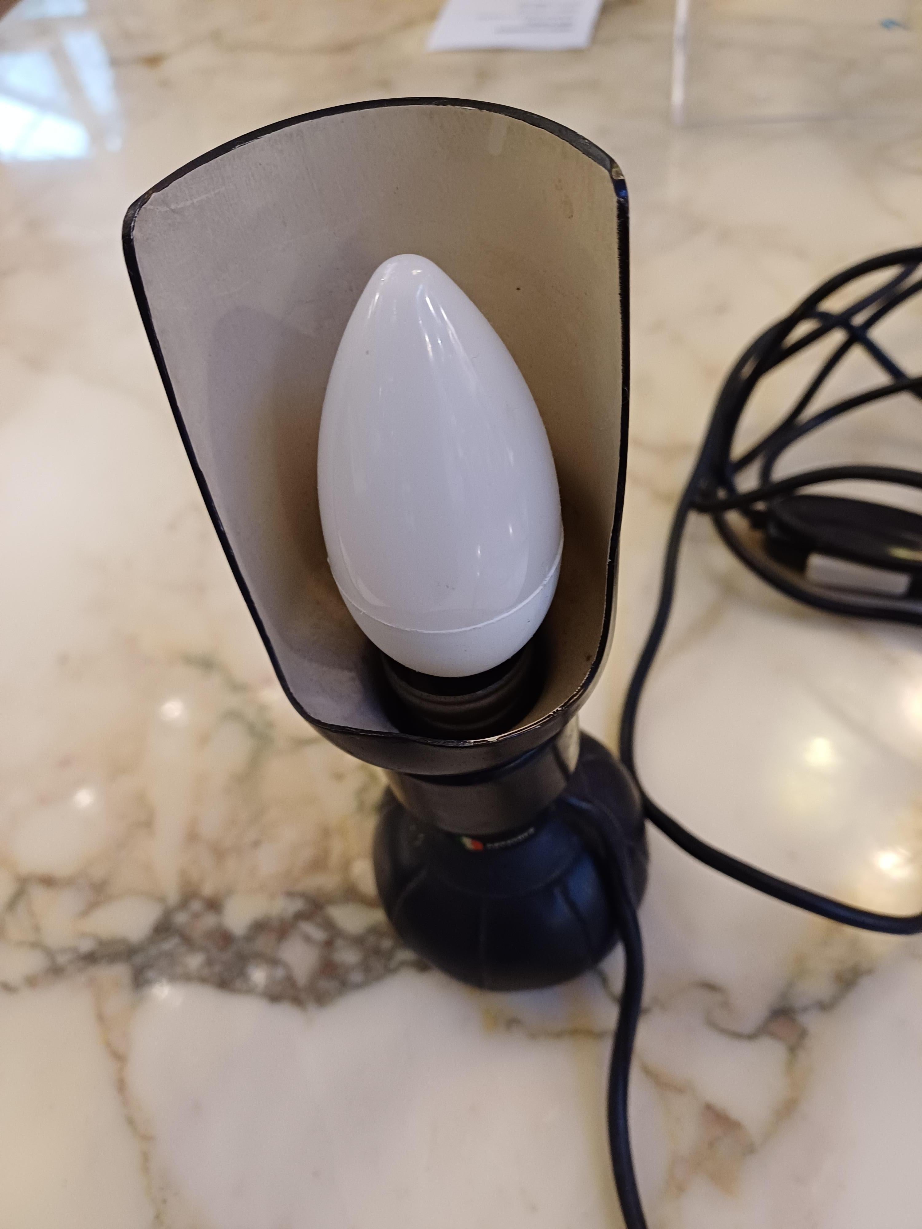 Gino Sarfatti Arteluce lampe de table noire Modèle 600 P en vente 5