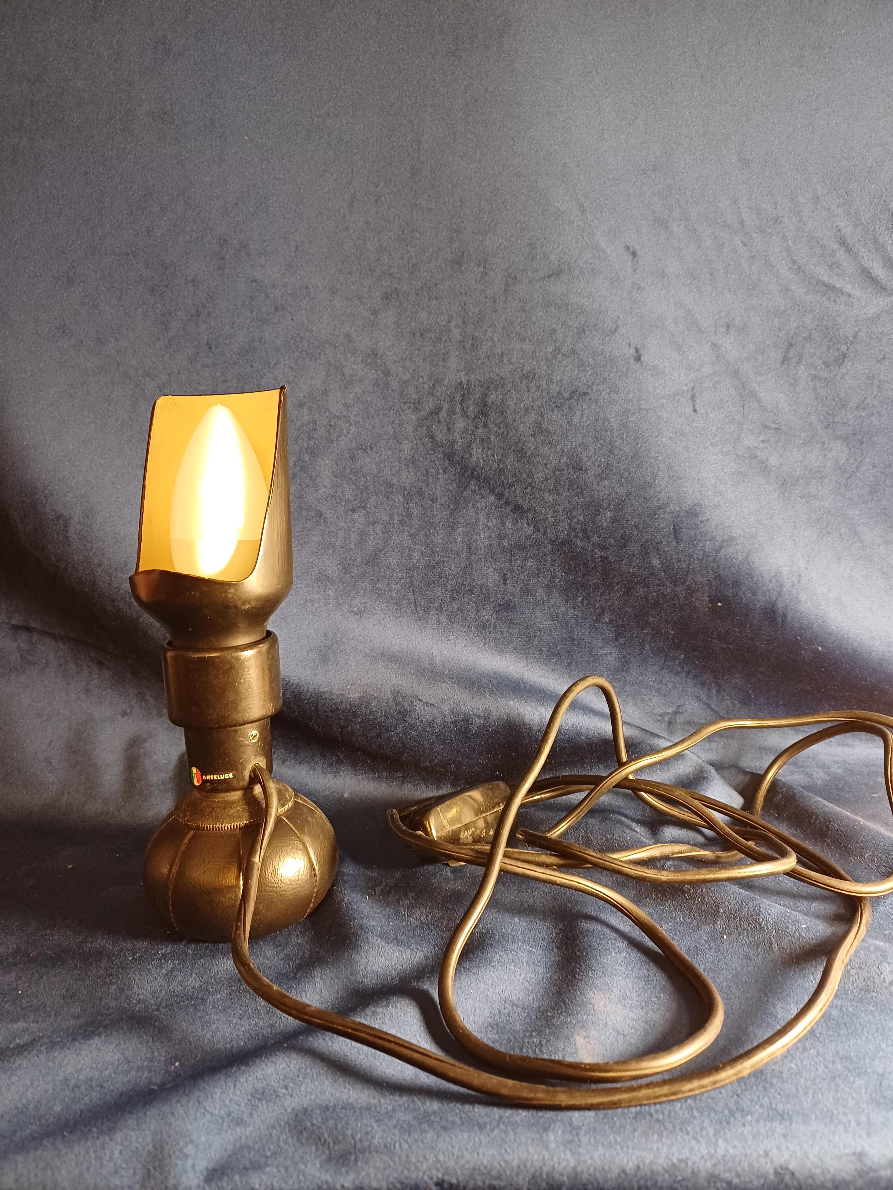Mid-Century Modern Gino Sarfatti Arteluce lampe de table noire Modèle 600 P en vente