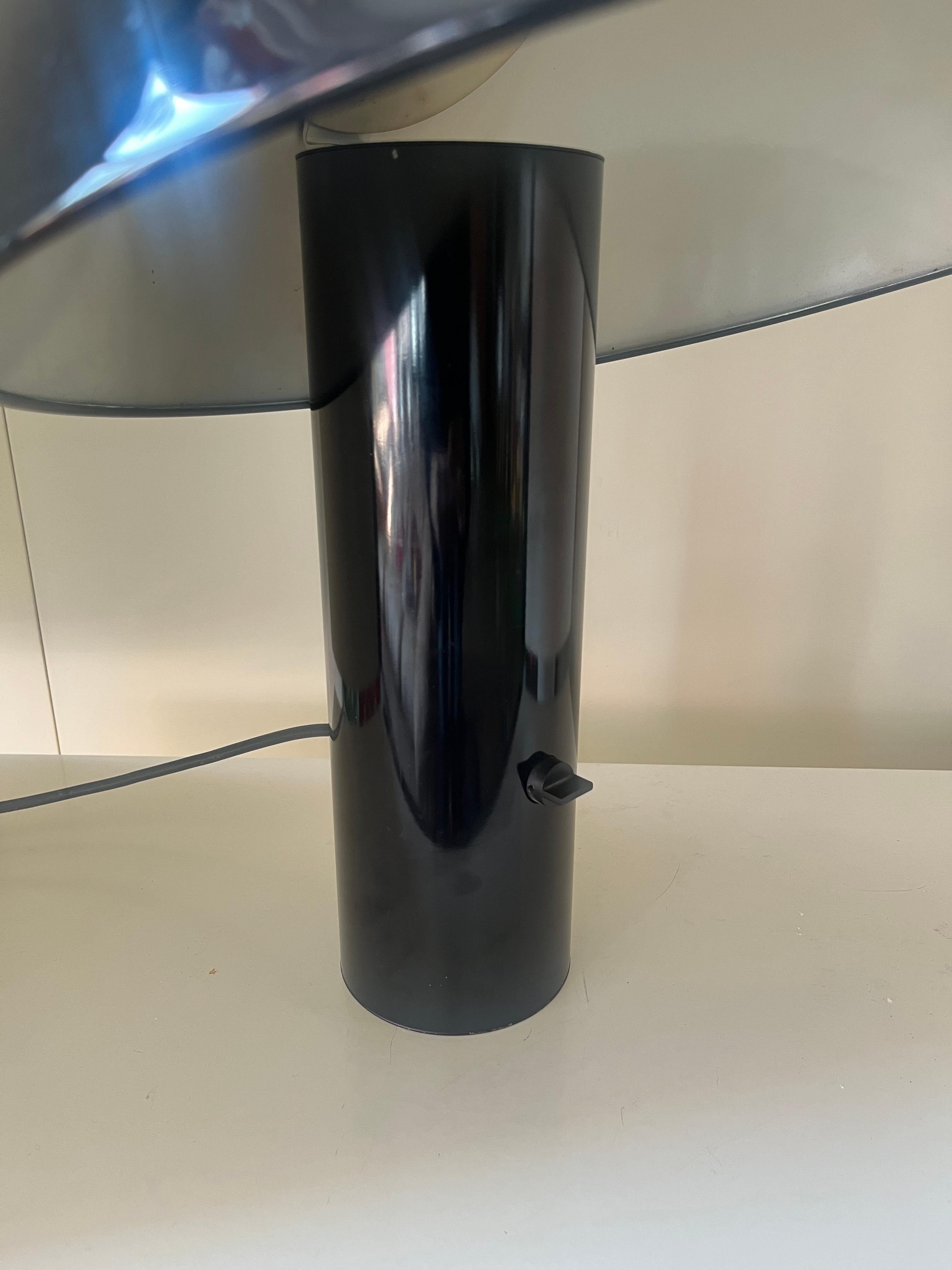 Black table lamp mod. Vaga - Franco Mirenzi for Valenti Luce In Good Condition For Sale In Milano, IT