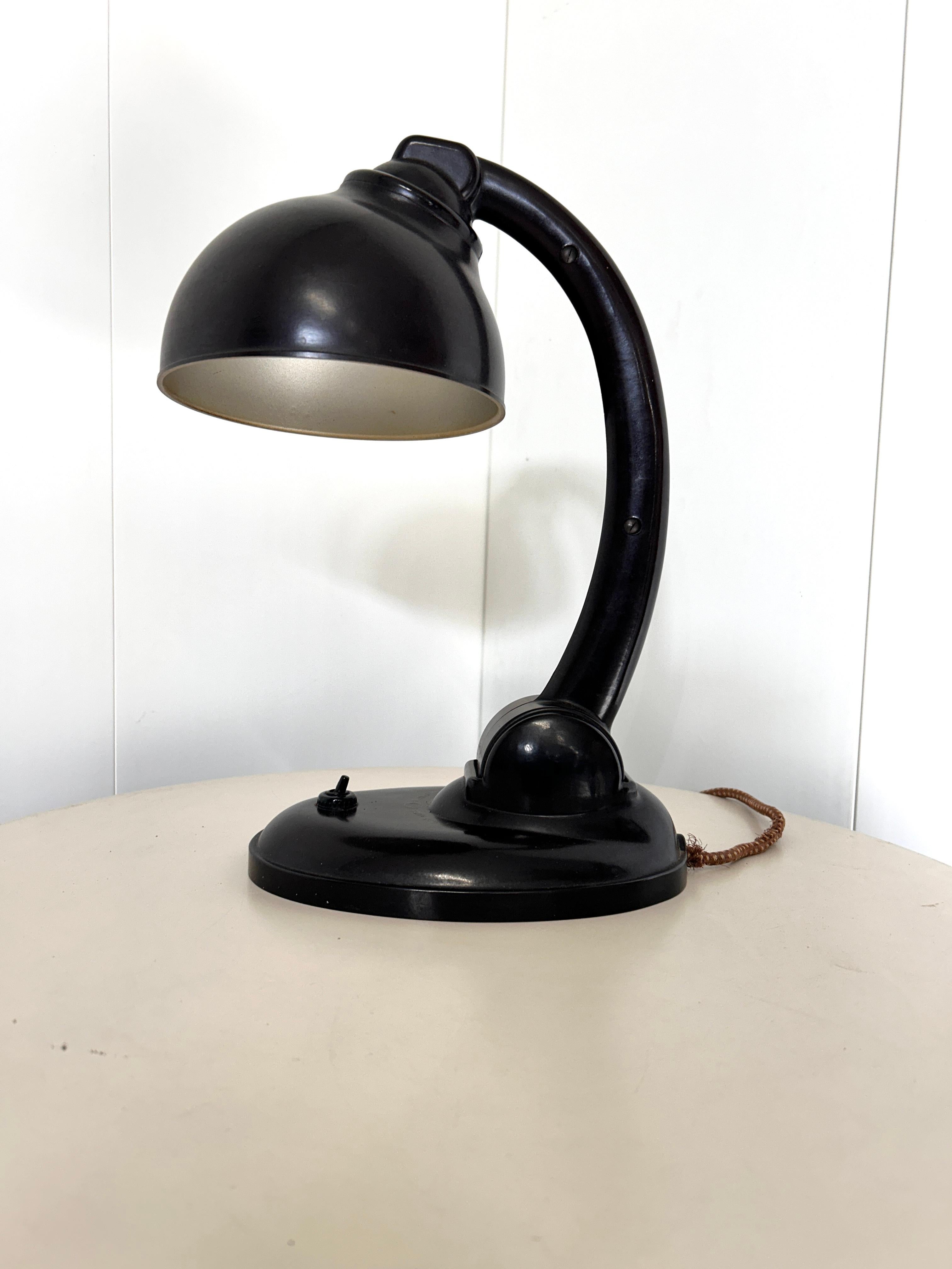 Table lamp no. 11126 by Eric Kirkham Cole, 1930s For Sale 10
