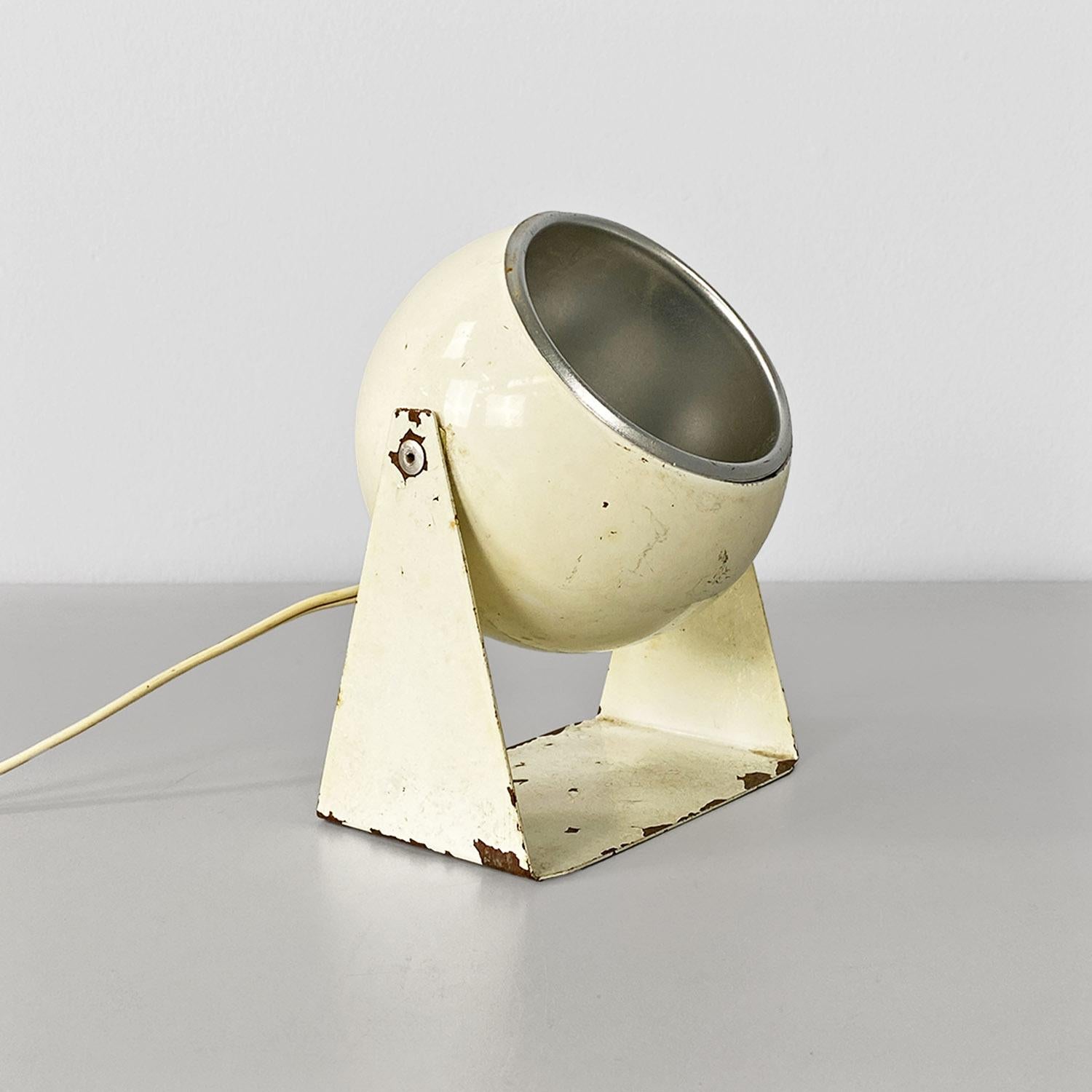 Table or wall lamp, Italian space age, white metal, ca. 1970. For Sale 1