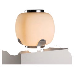 Lampe de table Portafiori des années 1960 en verre opalin blanc, style Stilnovo.