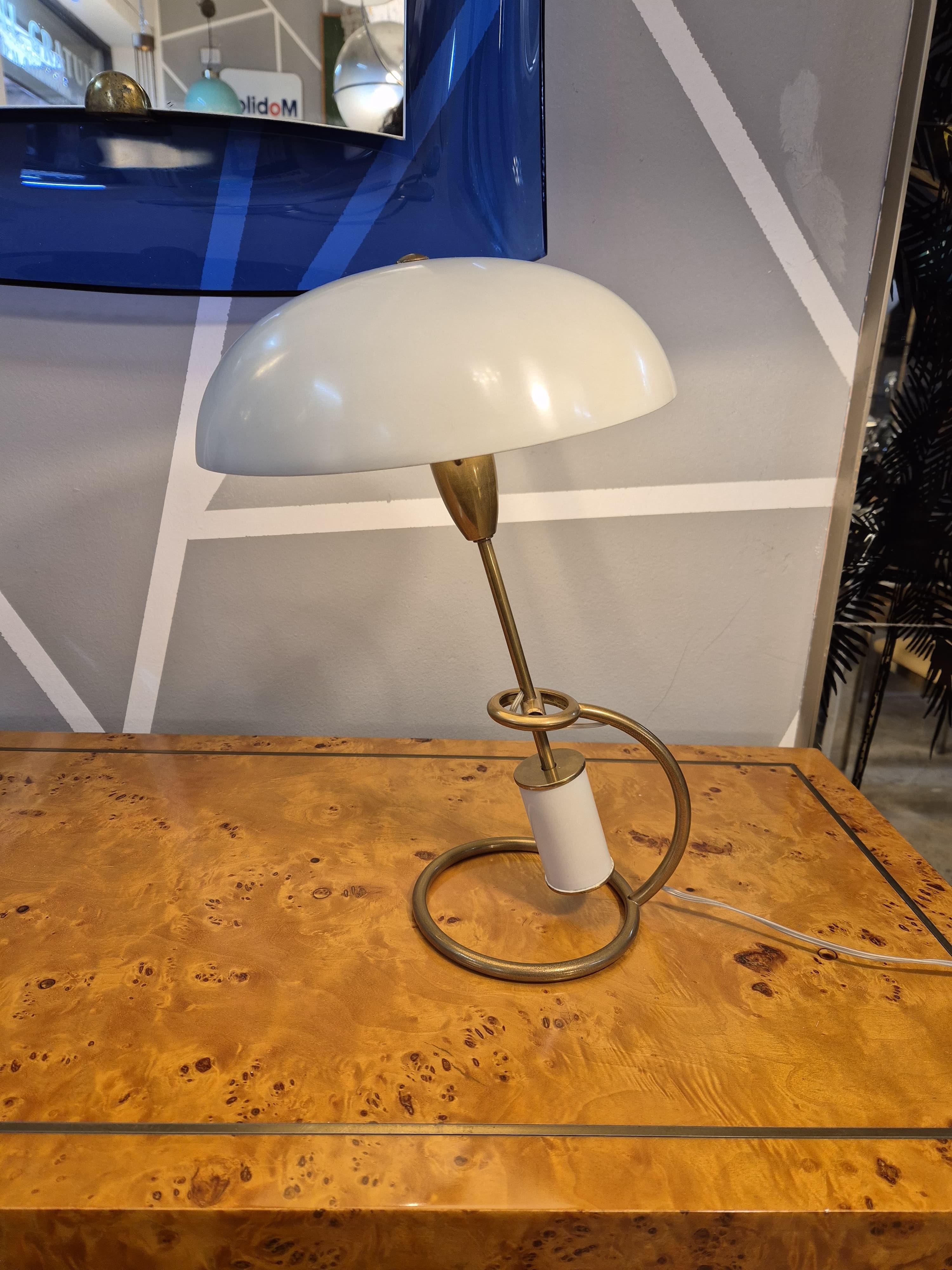 Angelo Lelii Arredoluce 1950 adjustable table lamp In Good Condition For Sale In Palermo, IT