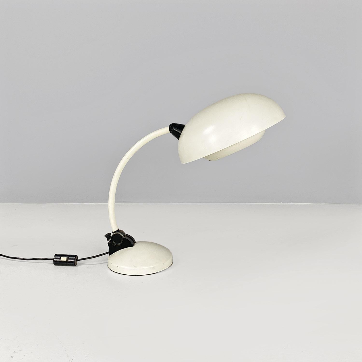 Modern Adjustable table lamp, white metal, modern Italian, 1970s For Sale
