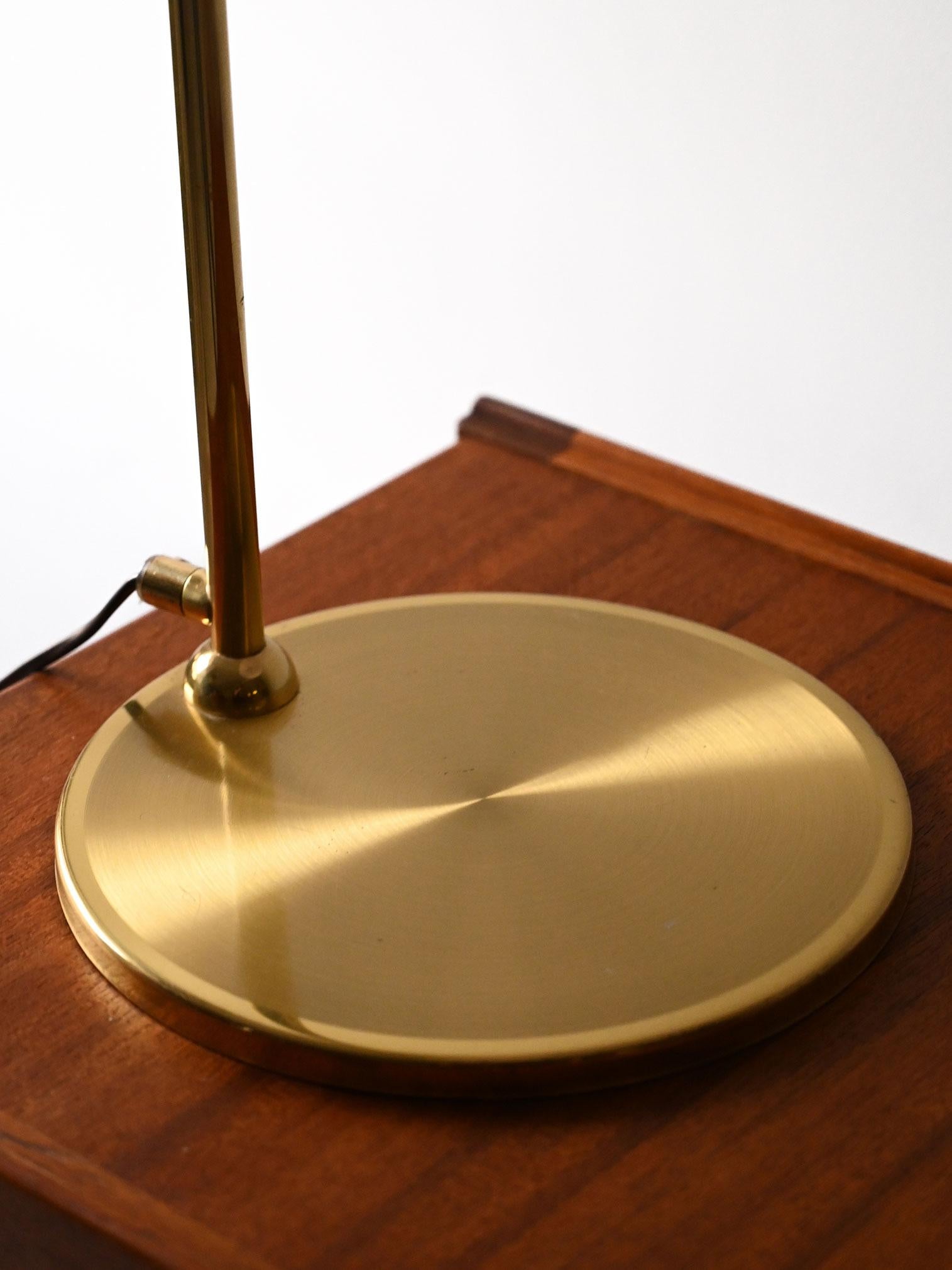 Ottone Lampada da tavolo scandinava vintage in ottone