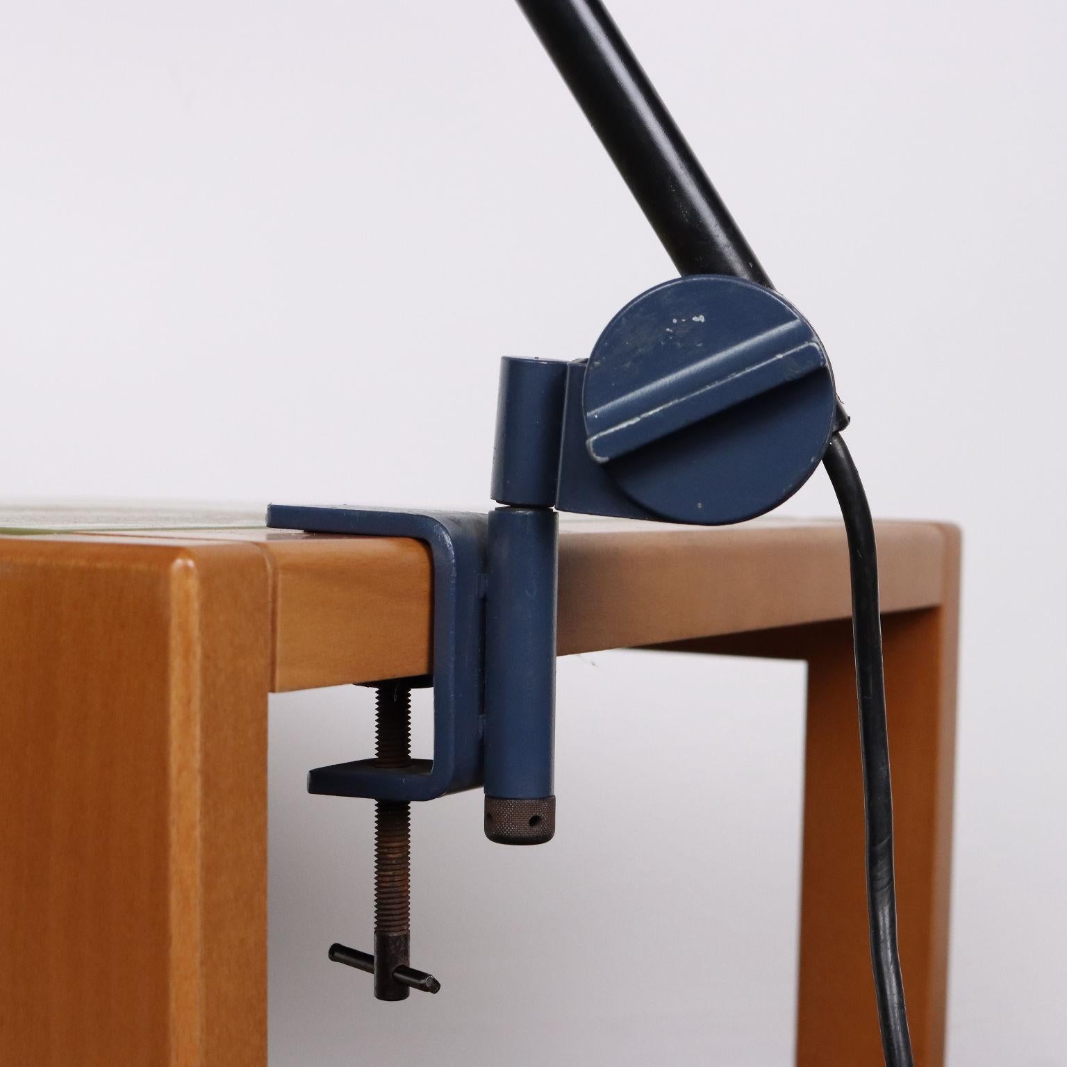 Lámpara de mesa 'Sintesi Morsetto' de Ernesto Gismondi para Artemide años 70 Metal en venta
