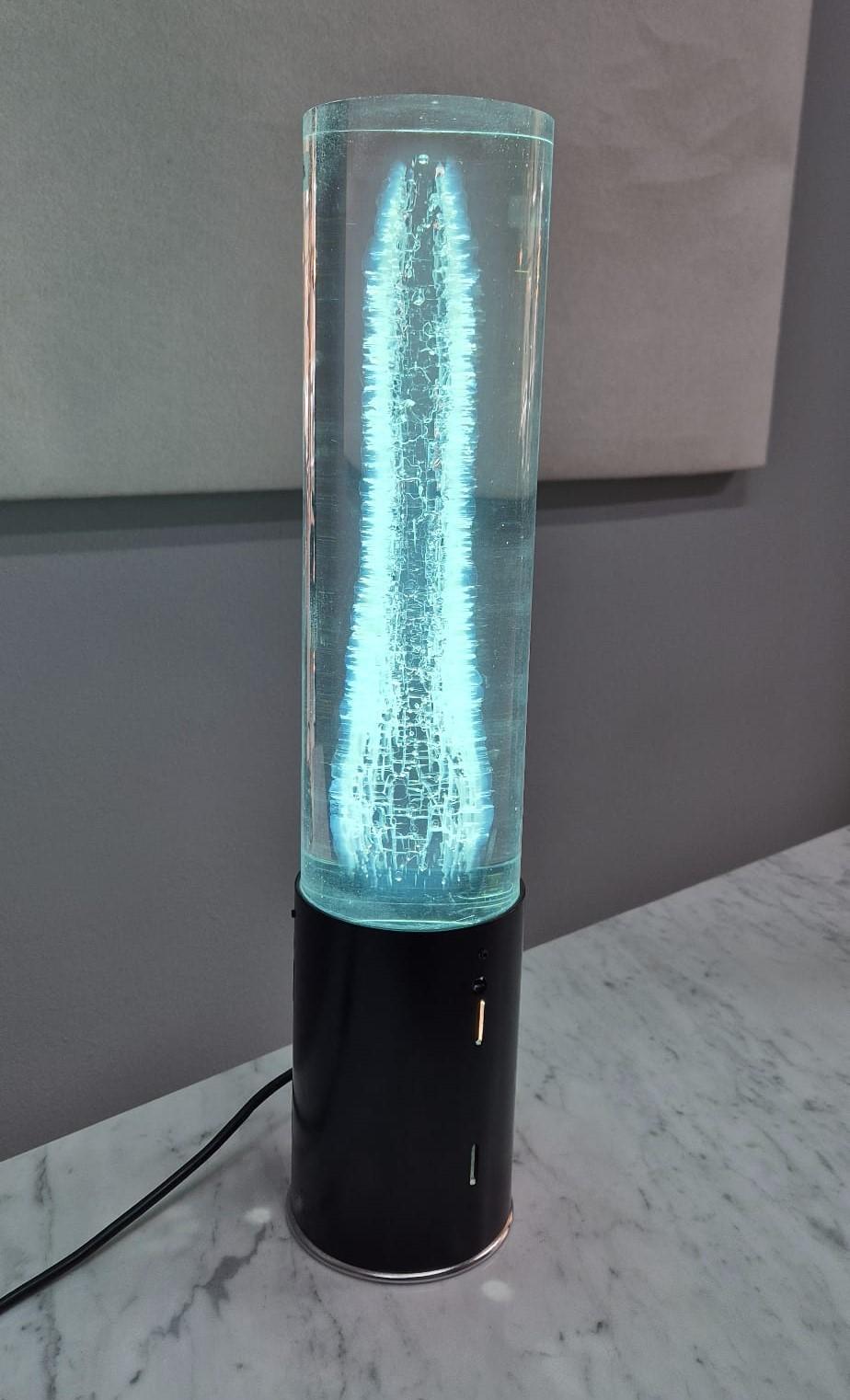 Space Age table lamp, 1970s In Good Condition For Sale In Palermo, IT