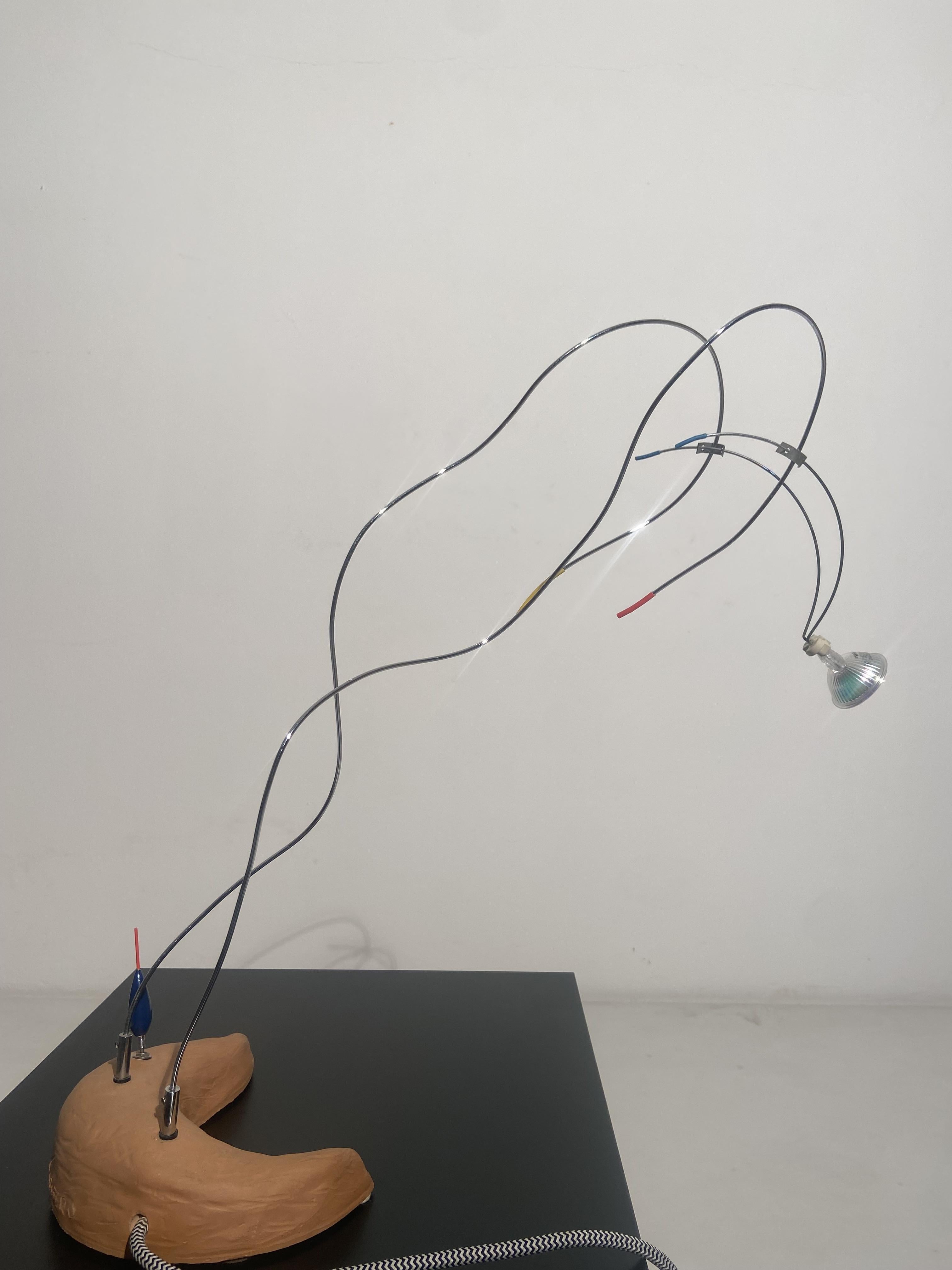 Lampada da tavolo Titivilus disegnata e prodotta da Lucifero Design. (Italian) im Angebot