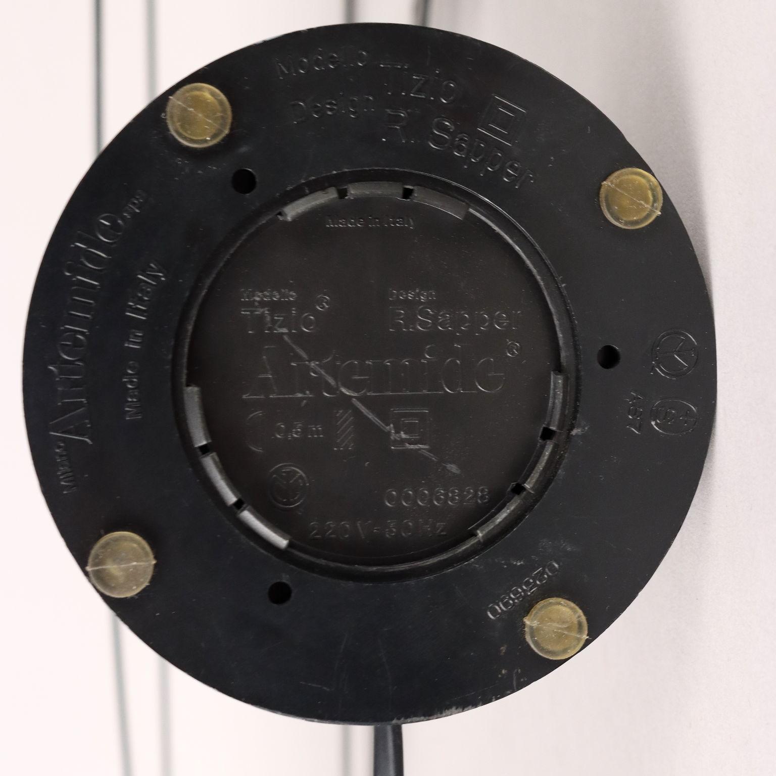 Lampada da tavolo 'Tizio' di Richard Sapper anni 80 2