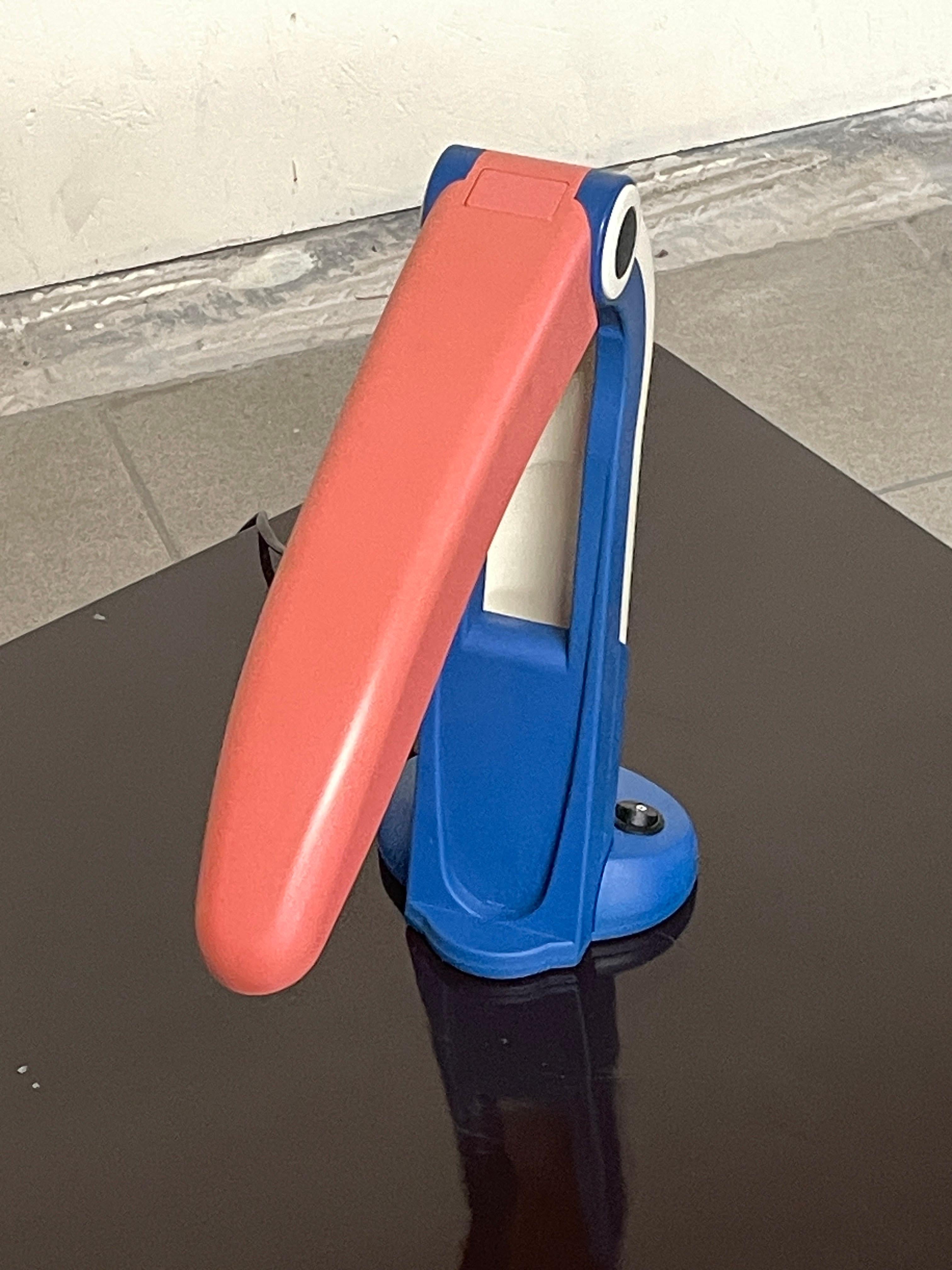 Moderno Lampada da tavolo Tucano di H.T. Huang per Lenoir, anni '80 in vendita