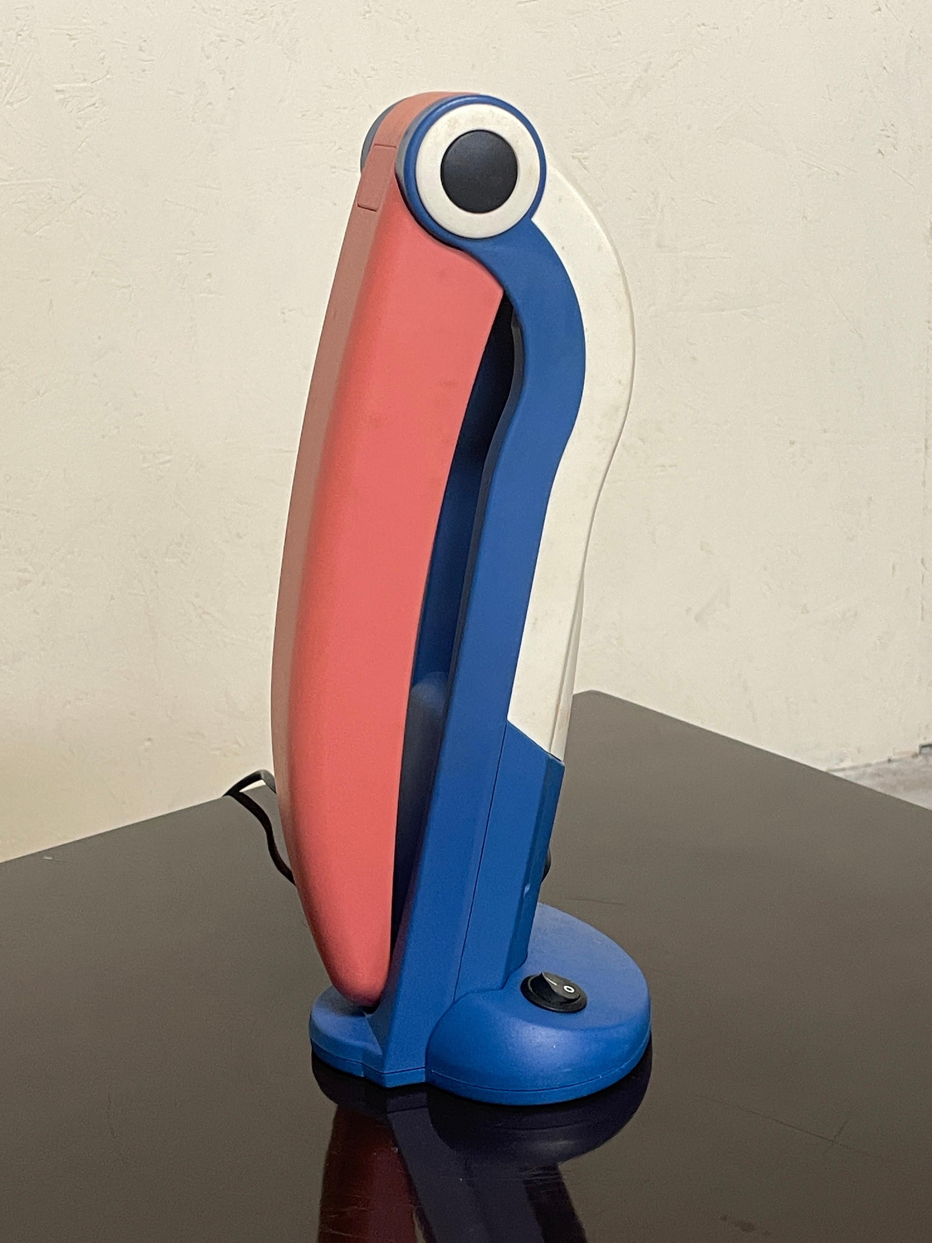 Late 20th Century Lampada da tavolo Tucano di H.T. Huang per Lenoir, anni '80 in vendita