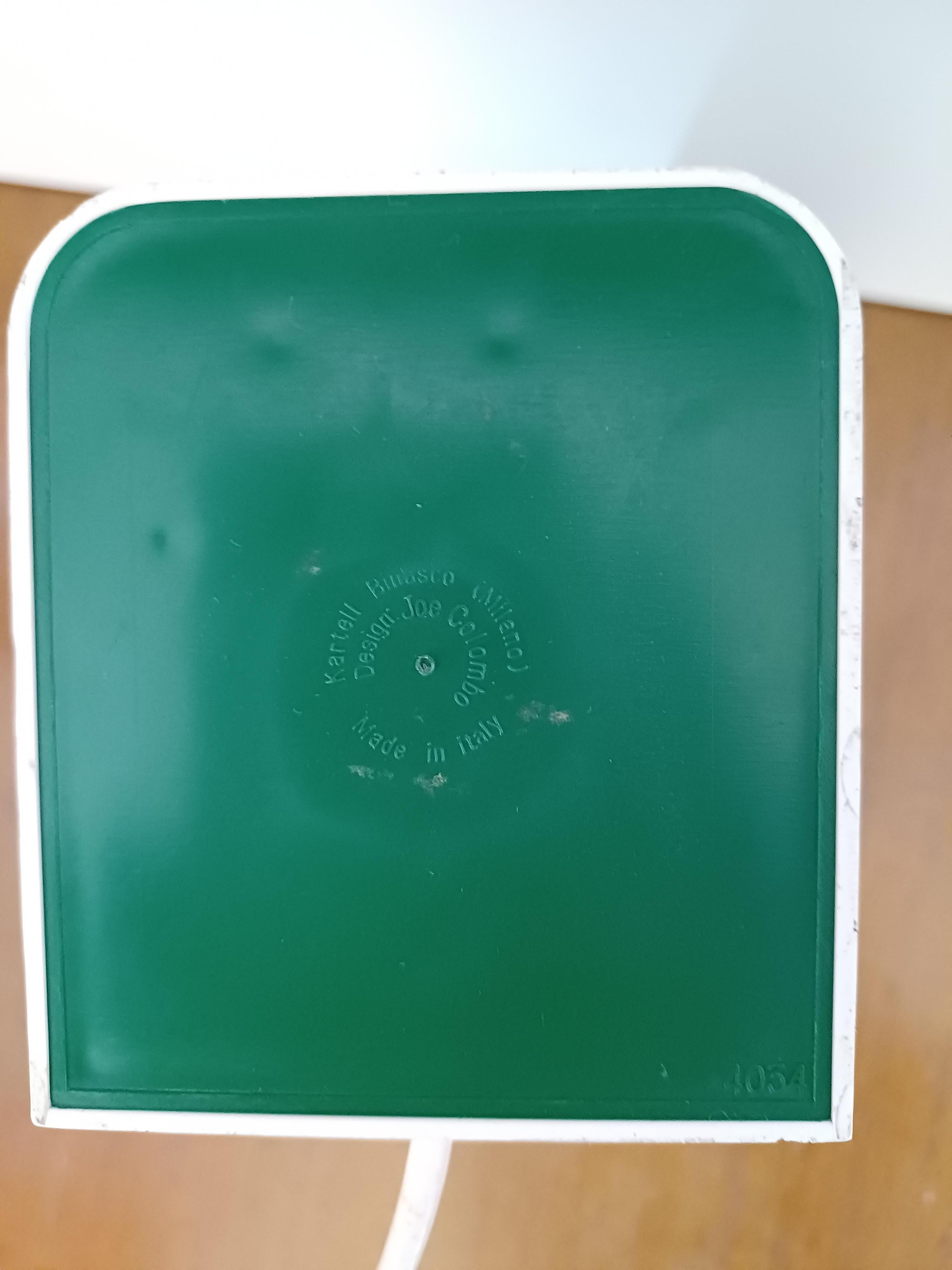 Vademecum Tischleuchte mod 4034 Designer Joe Colombo für Kartell im Angebot 4
