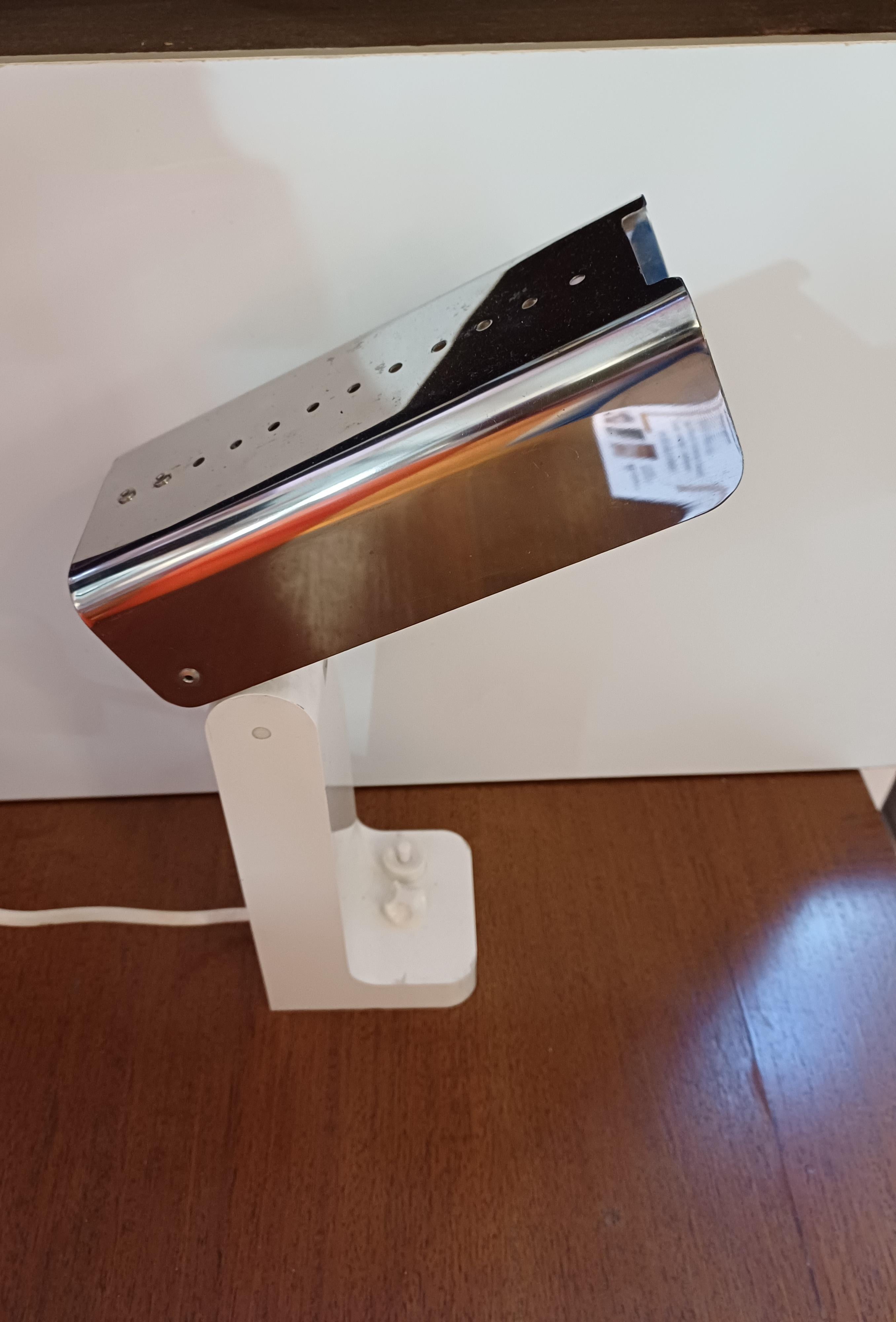 Vademecum Tischleuchte mod 4034 Designer Joe Colombo für Kartell (Metall) im Angebot