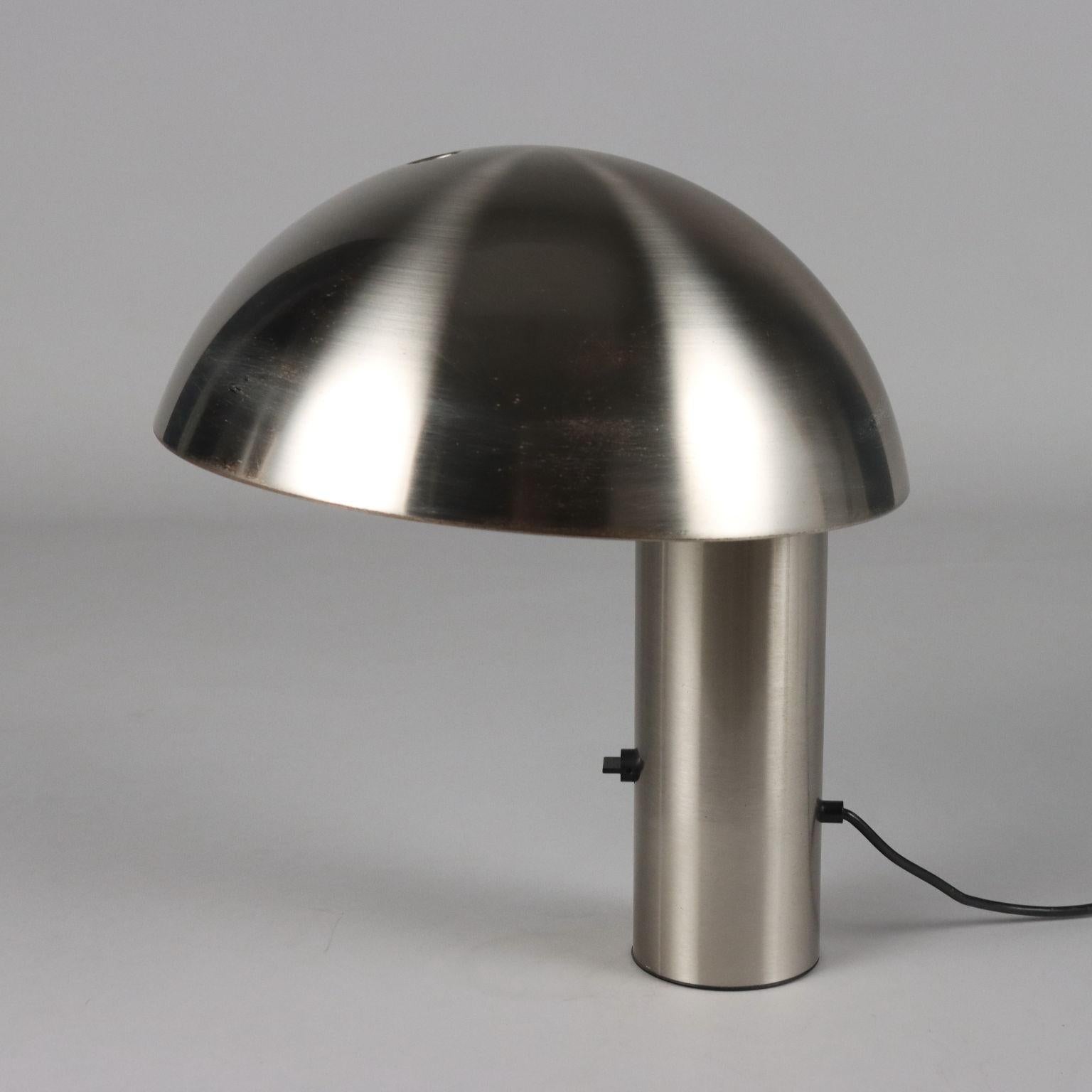 Mid-Century moderno Lampada da tavolo Vaga di Franco Mirenzi per Valenti Anni 70-80, metallo cromato