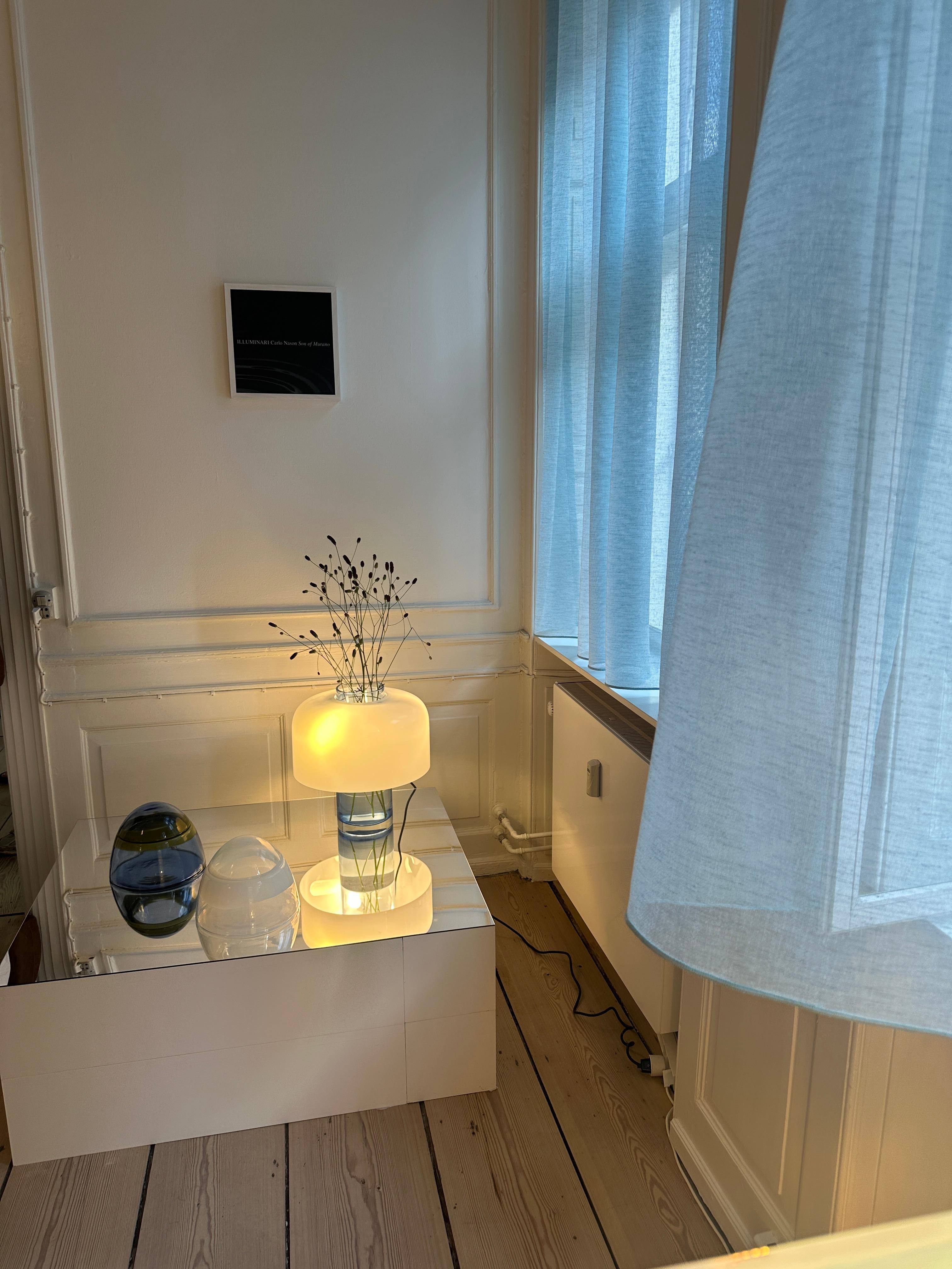 LT226 table lamp/vase, design Carlo Nason for A.V. Mazzega In Good Condition For Sale In Milano, Lombardia