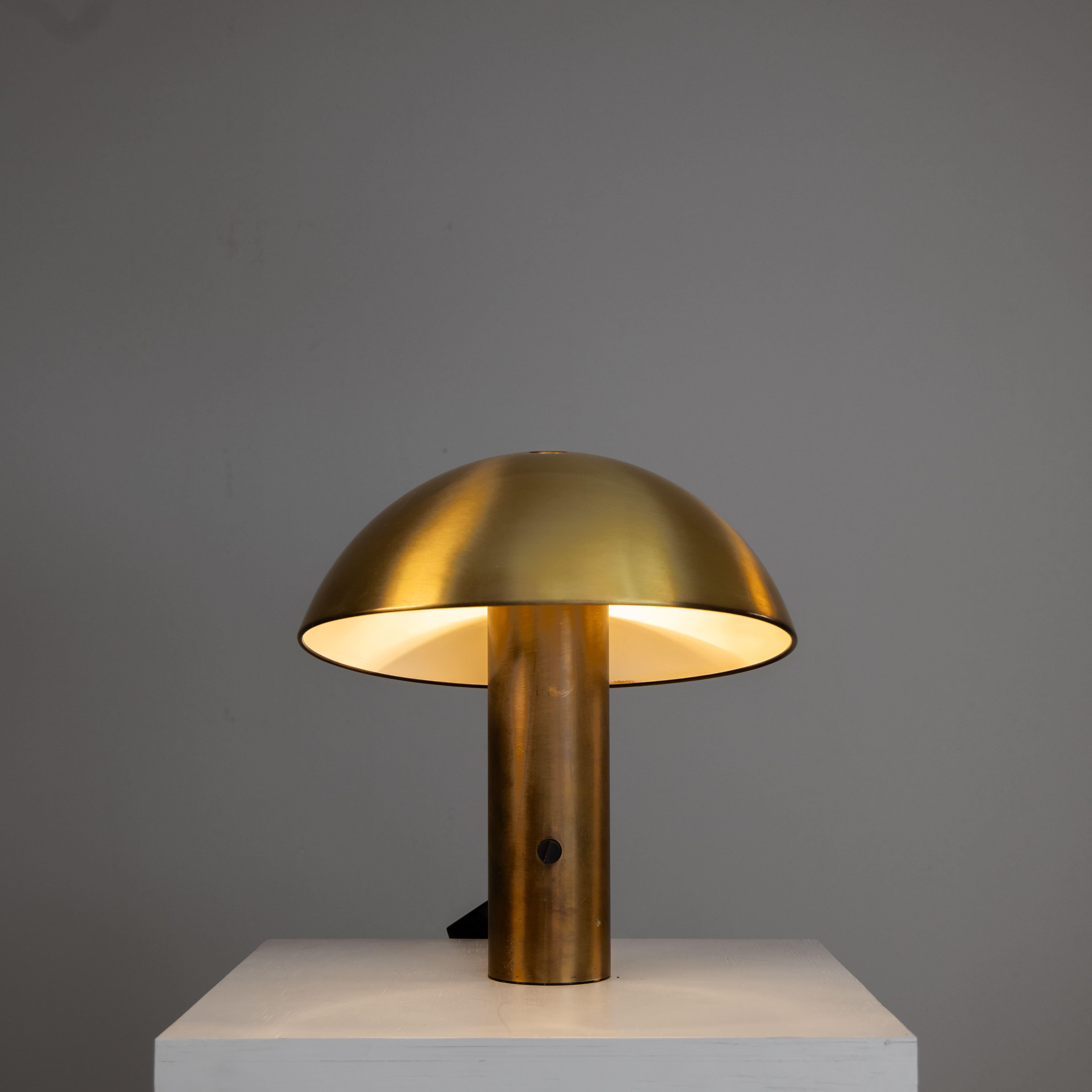 Lámpara de mesa Vega, Franco Mirenzi, Valenti en Bueno estado para la venta en Milano, Lombardia