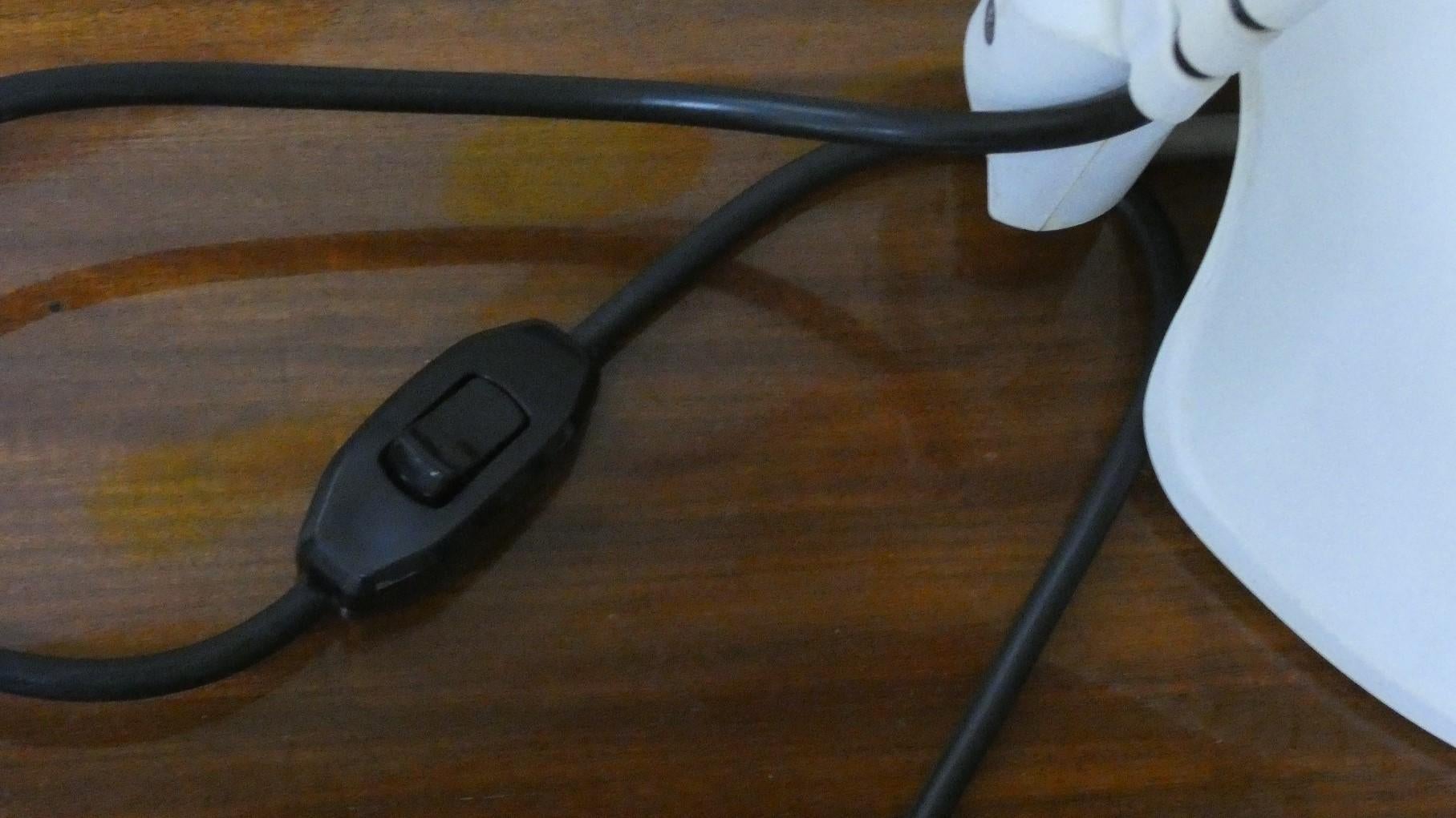 Lámpara de sobremesa Vertebra 660, años 70 Lacado en venta