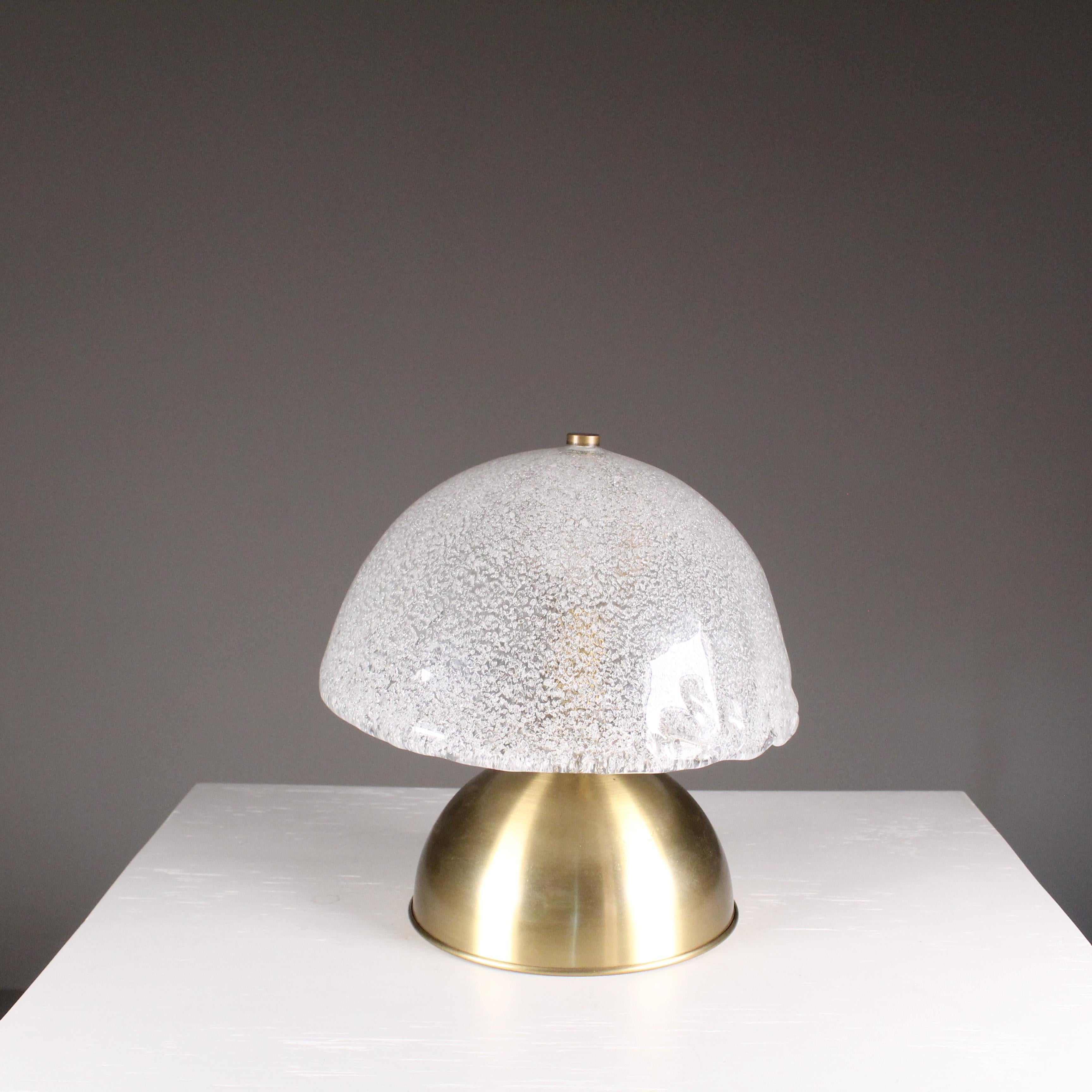 Mid-Century Modern Lampe de table en verre et laiton, Angelo Brotto en vente