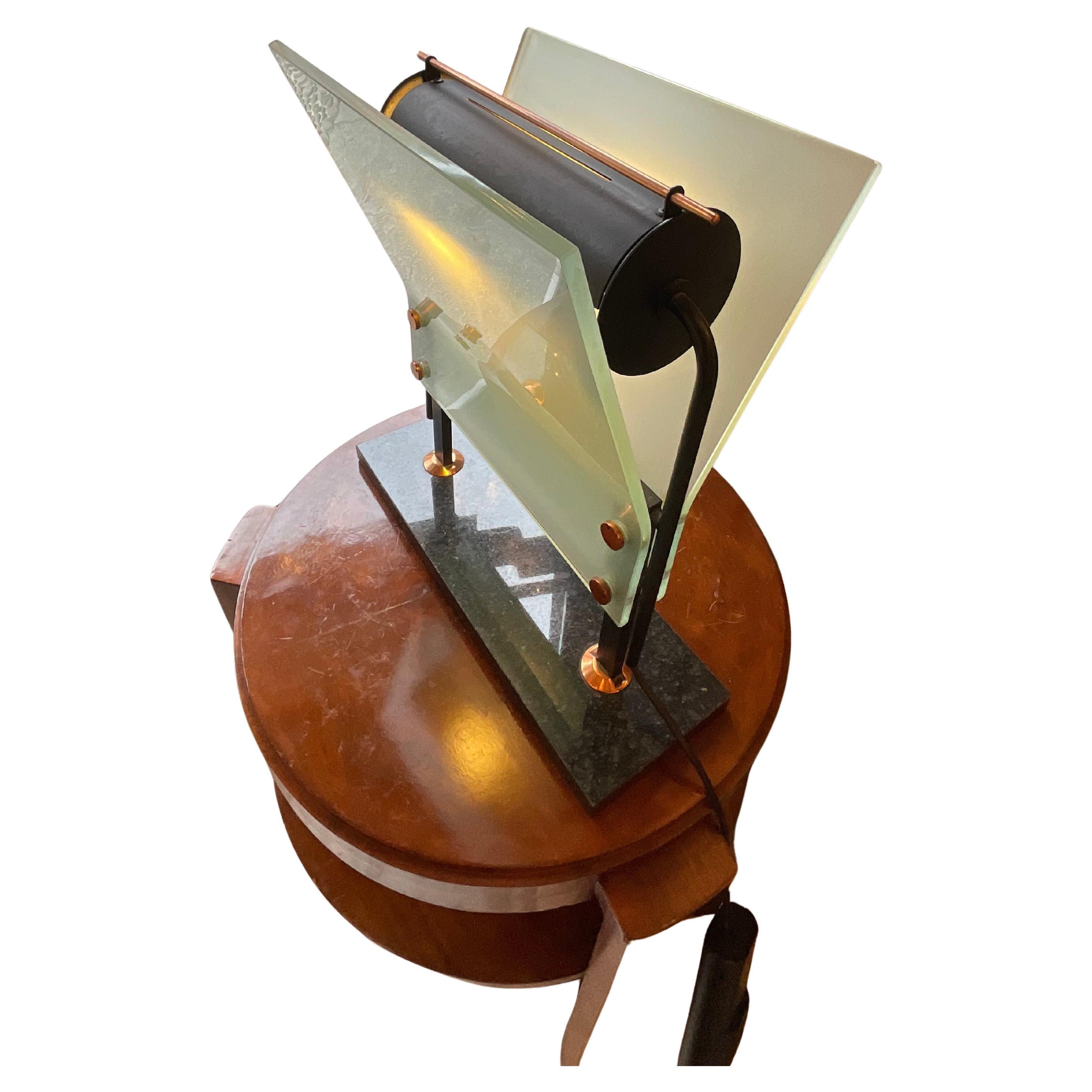 Table lamp of great quality in materials (marble, glass, copper and iron),  and in 'design. Made in Italy 1980.