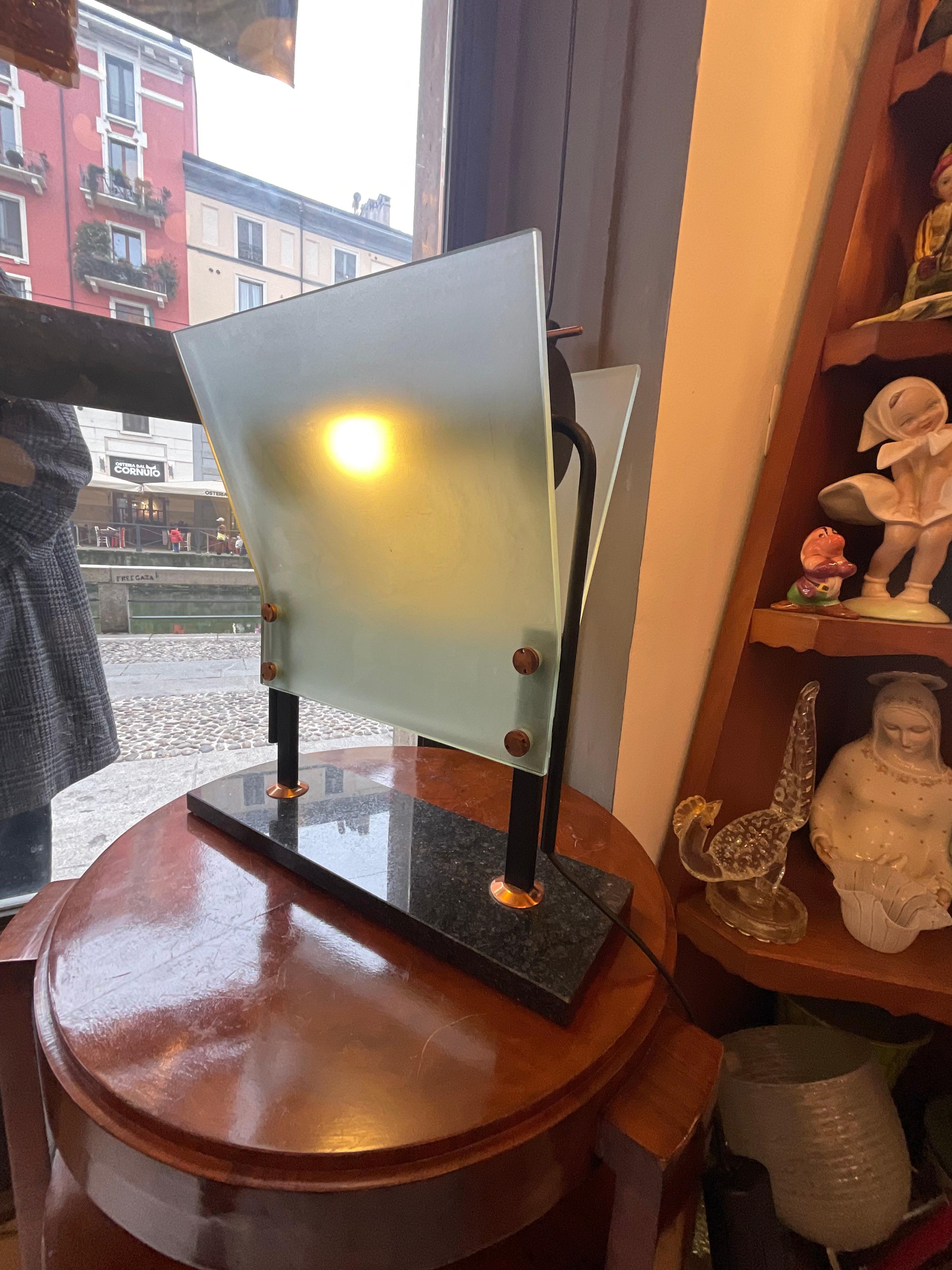 Table lamp - glass, marble and metal - Made in ITALY 1980s For Sale 2