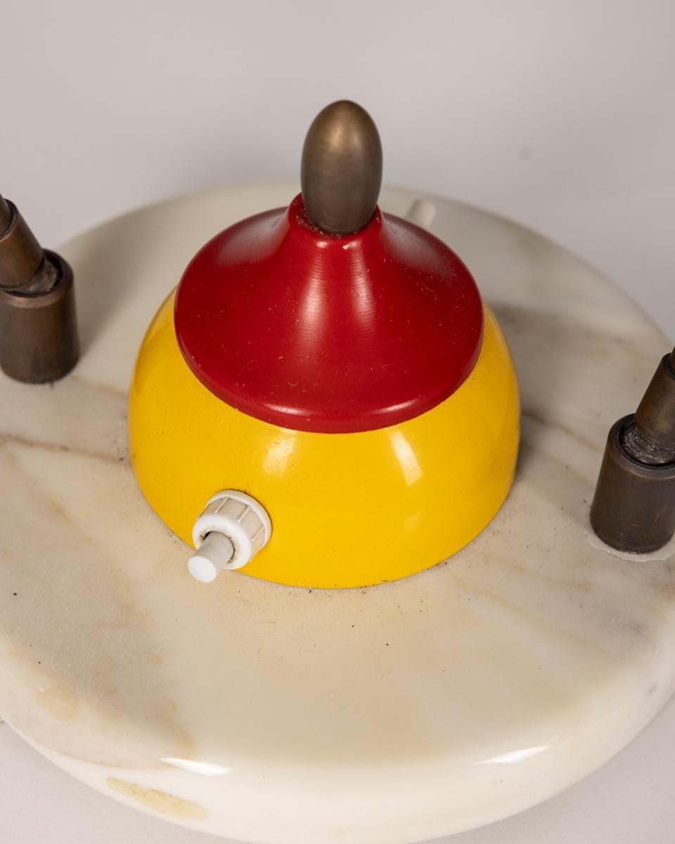 Mid-Century moderno Lampada da tavolo vintage anni 50 paralumi a cono design Italiano in vendita