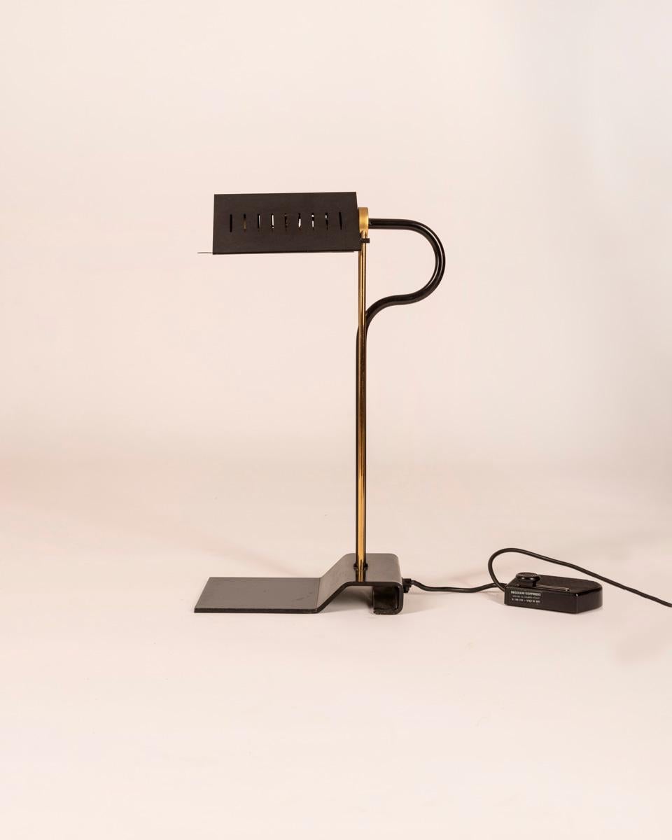 Italian Lampe de table vintage des années 70 design Goffredo Reggiani en vente