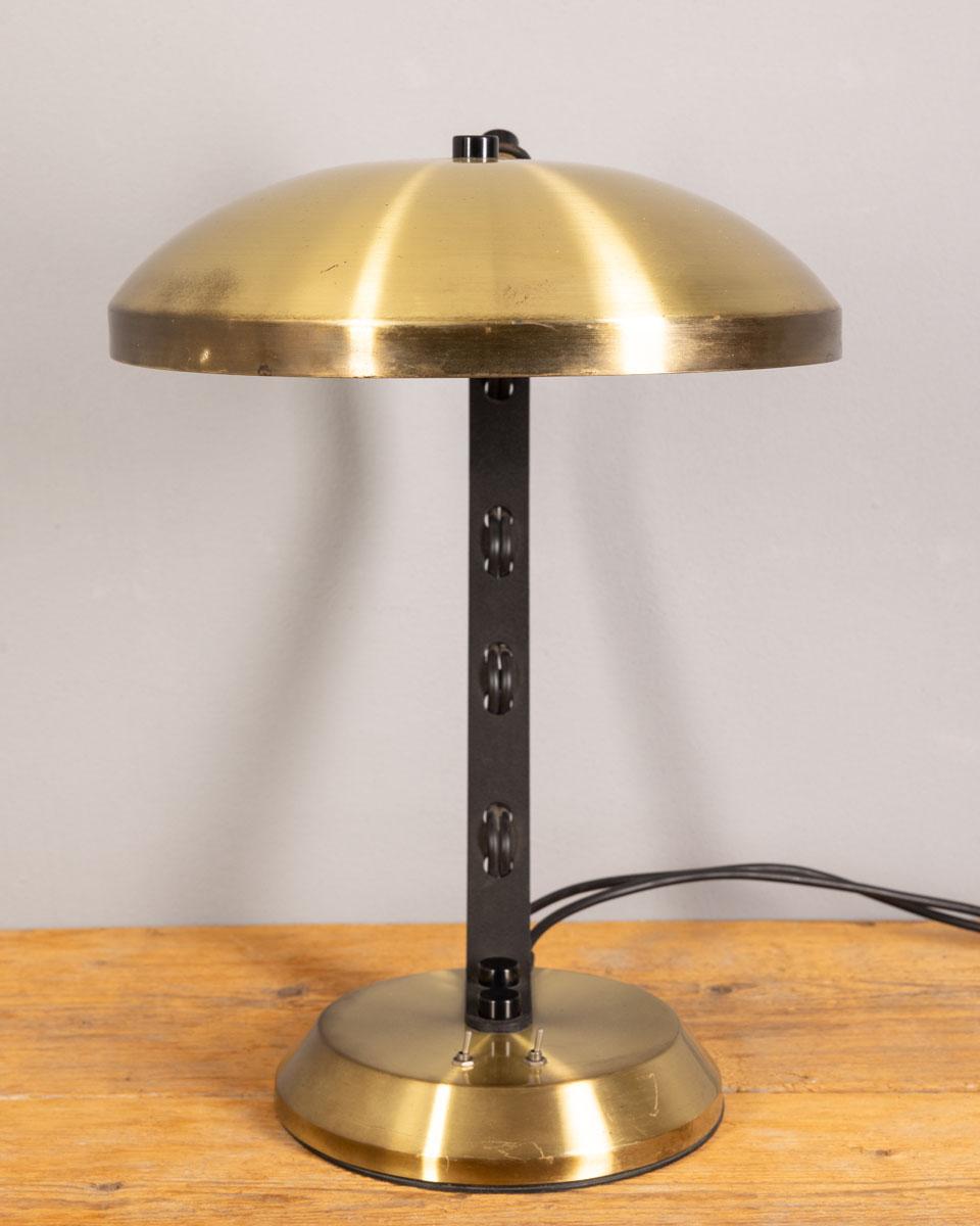 Métal Lampe de table vintage des années 70 laiton doré design italien en vente