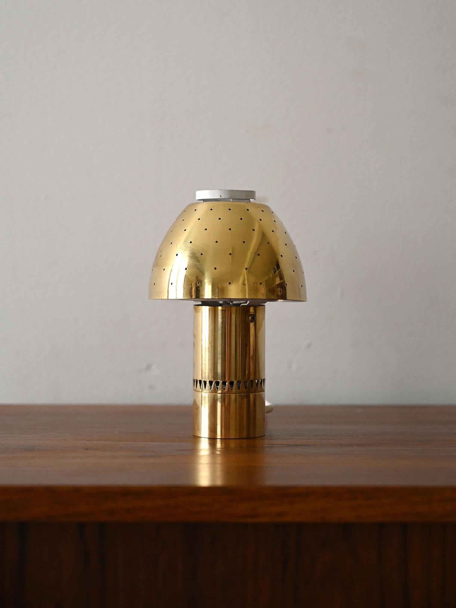 Alte Tischleuchte B221 'Lysina' von Hans-Agne Jakobsson im Zustand „Gut“ im Angebot in Brescia, IT