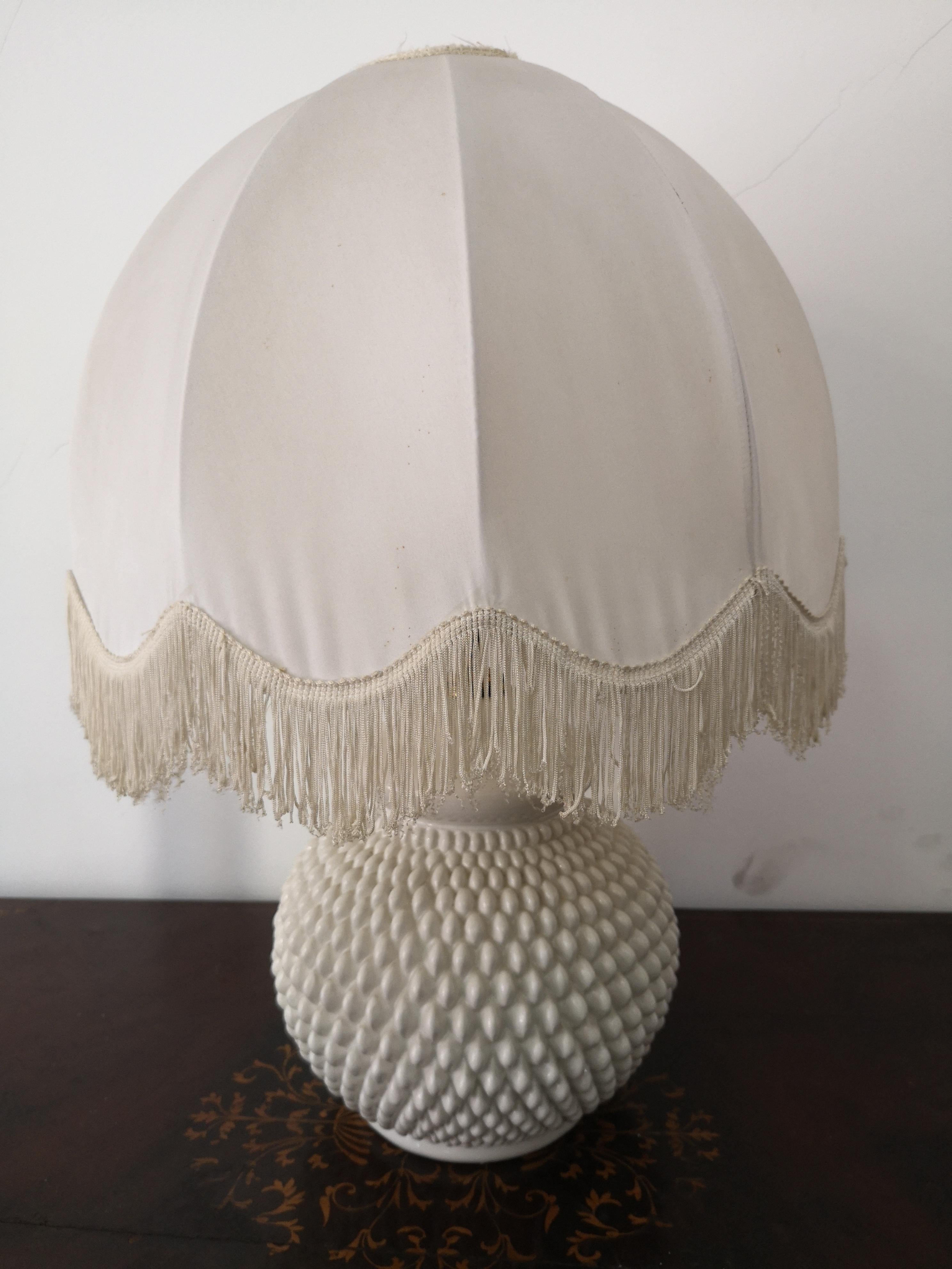 Vintage table lamp Hobnail white ceramic 1970s For Sale 6