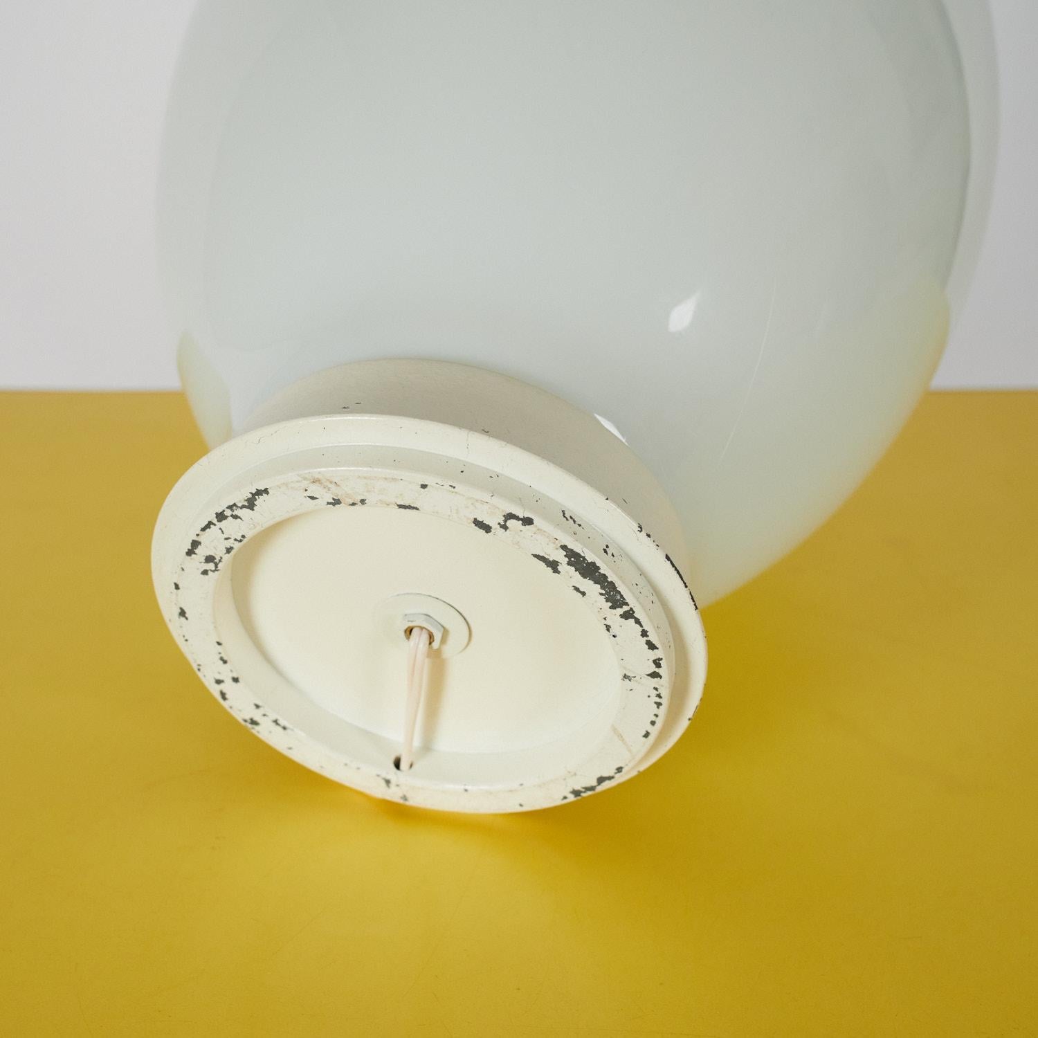 Murano Glass Lampada da tavolomod. Elisse in vetro bianco di Murano, des. Claudio Salocchi For Sale