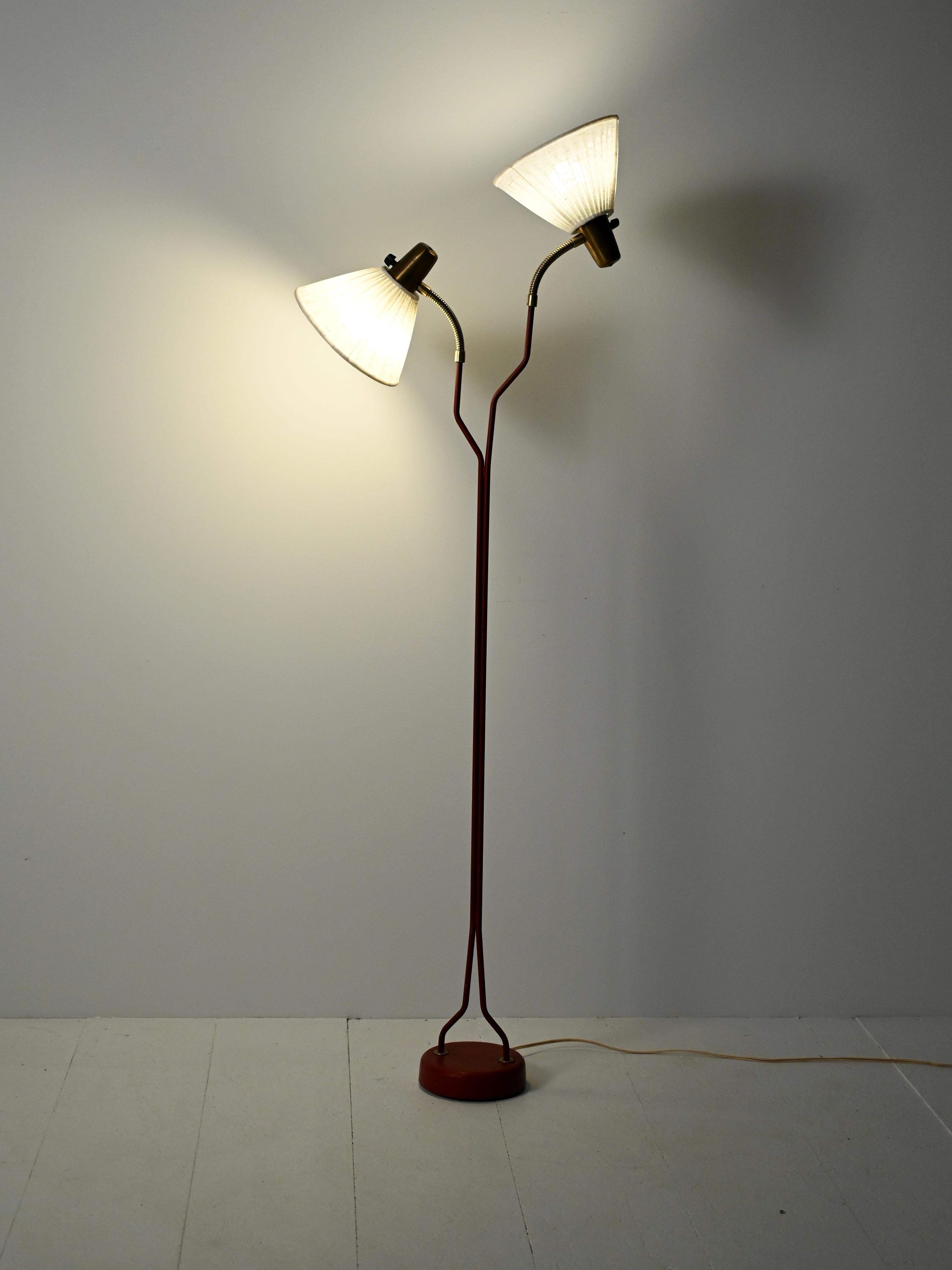 Suédois Lampada da terra a due bracci di Eskilstuna Elektrofabrik, anni 50 en vente