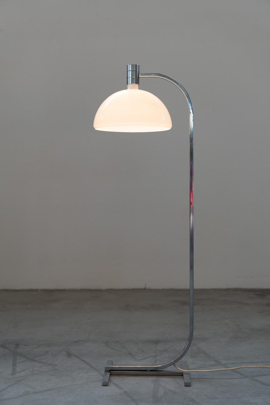 Mid-20th Century AM-AS floor lamp, by Franco Albini, Franca Helg, Antonio Piva, from Sirrah For Sale