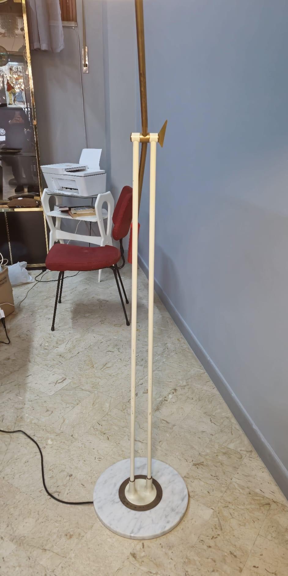 Floor lamp , 1950s. In Good Condition For Sale In Palermo, PA