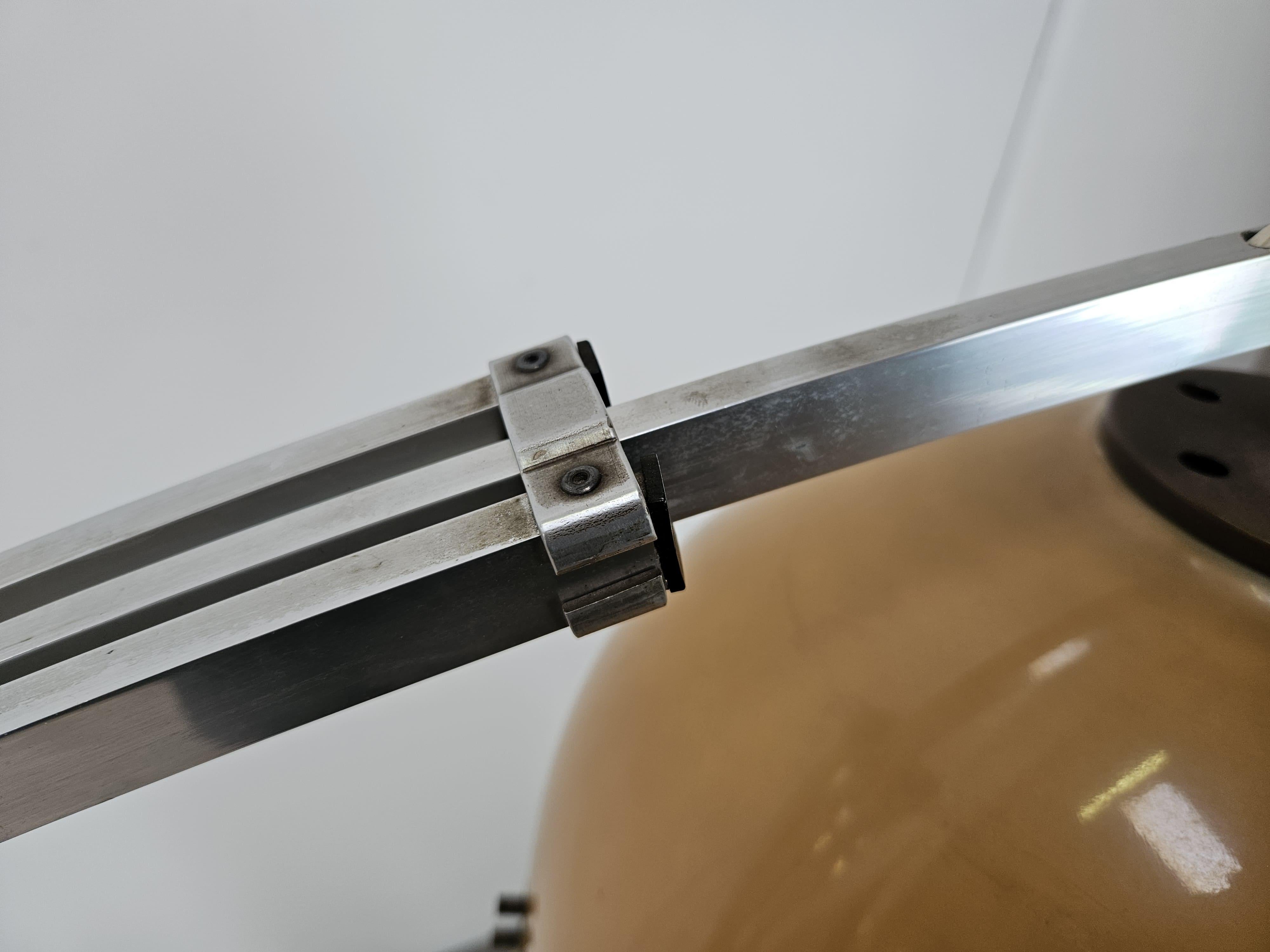 Lampadaire 70s extensible en métal chromé et plastique 3