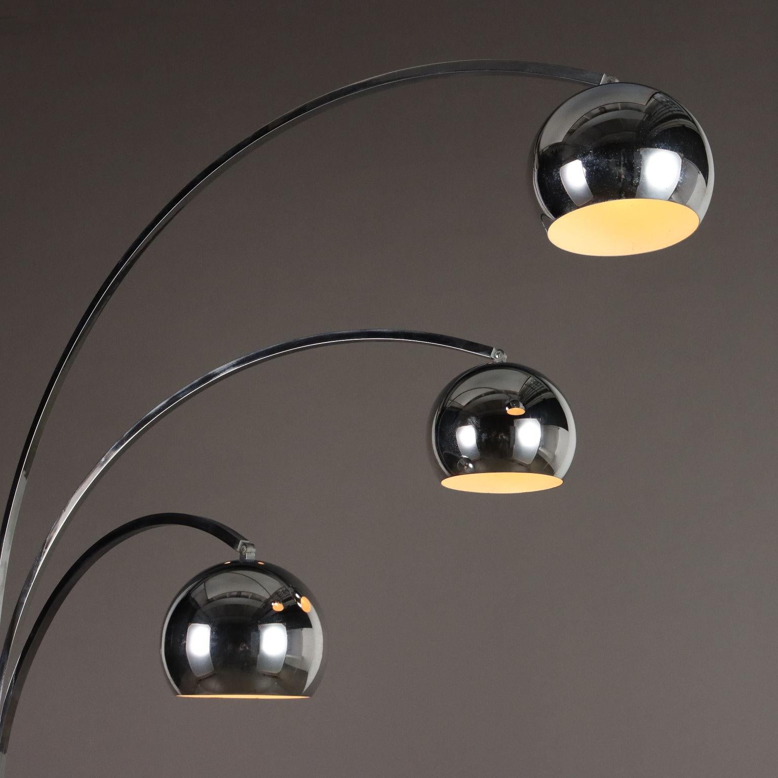 Italian 70s Lampadaire à trois points en vente