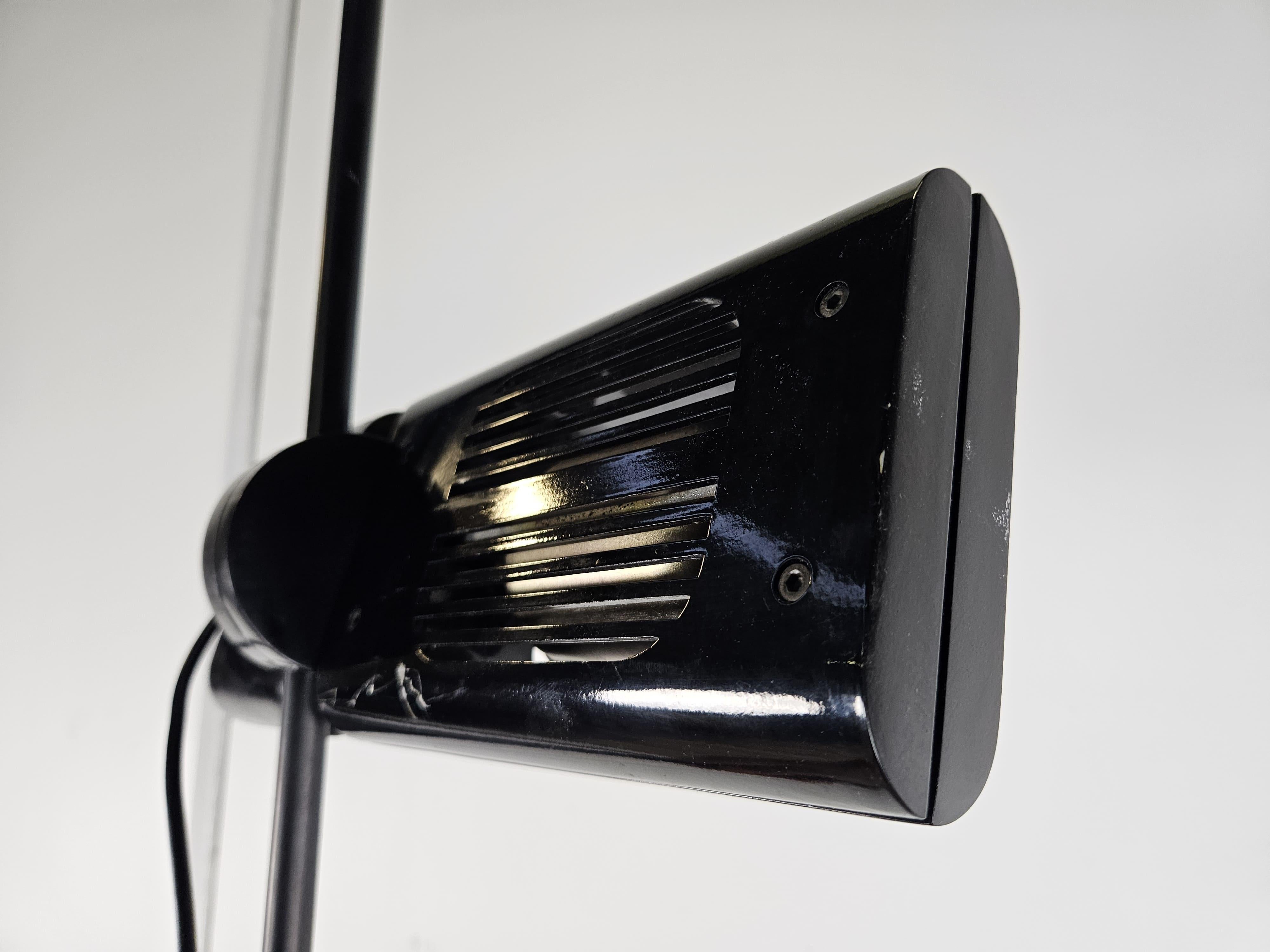 Aton floor lamp designed by Ernesto Gismondi in 1980 for Artemide For Sale 12