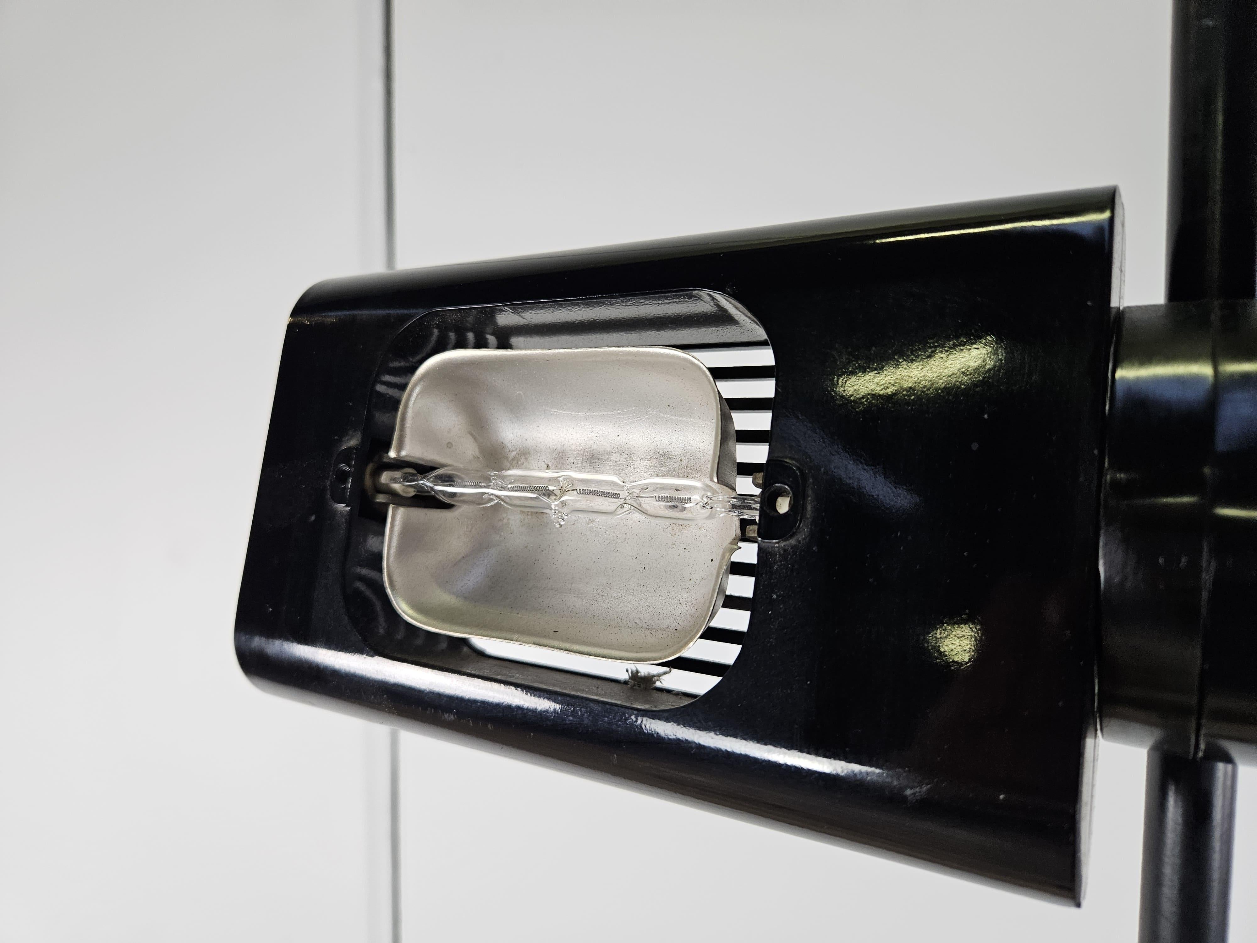 Late 20th Century Aton floor lamp designed by Ernesto Gismondi in 1980 for Artemide For Sale