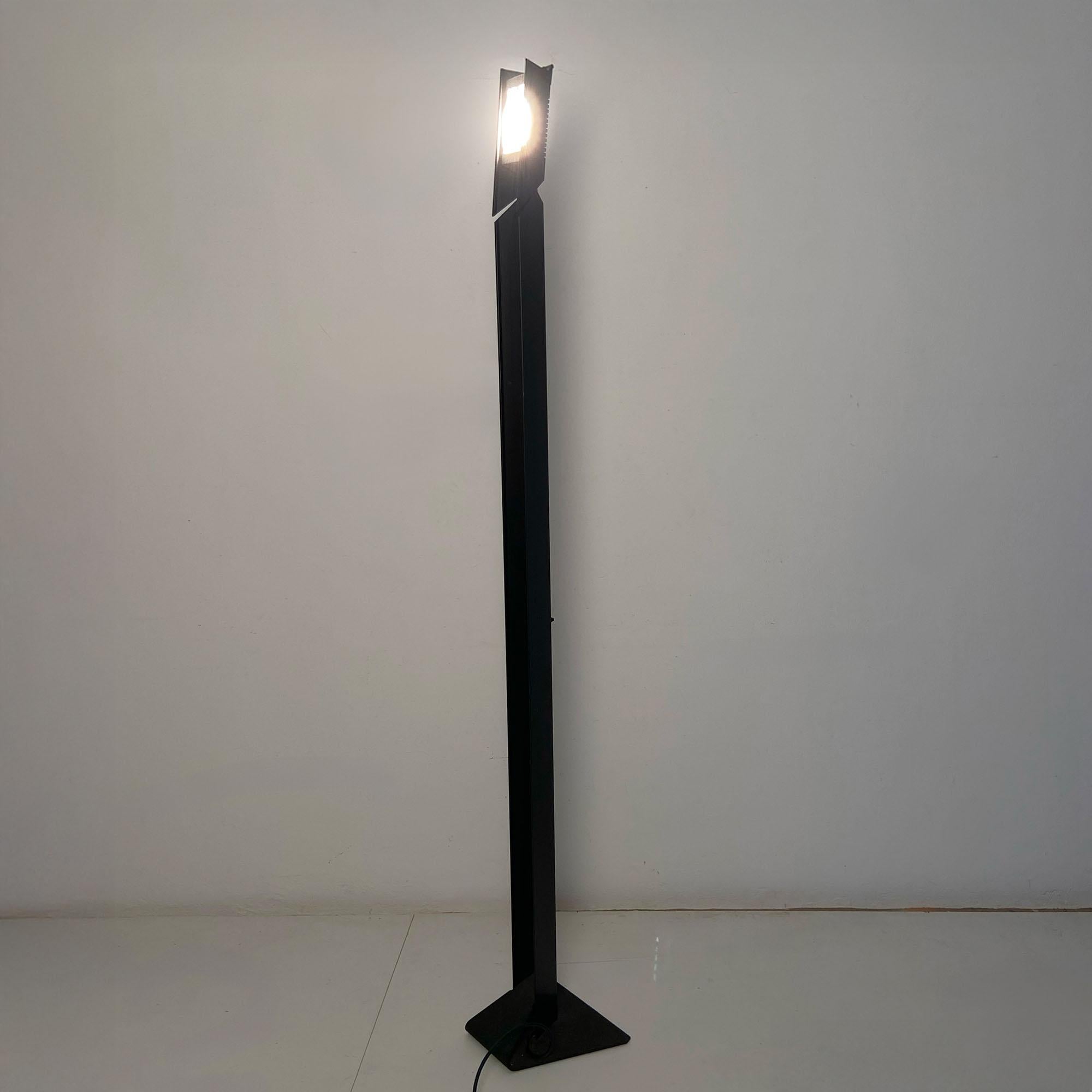 Moderno Lampada da terra Beam nera di Enrico Davide Bona e prodotta da Skipper, 1980 in vendita