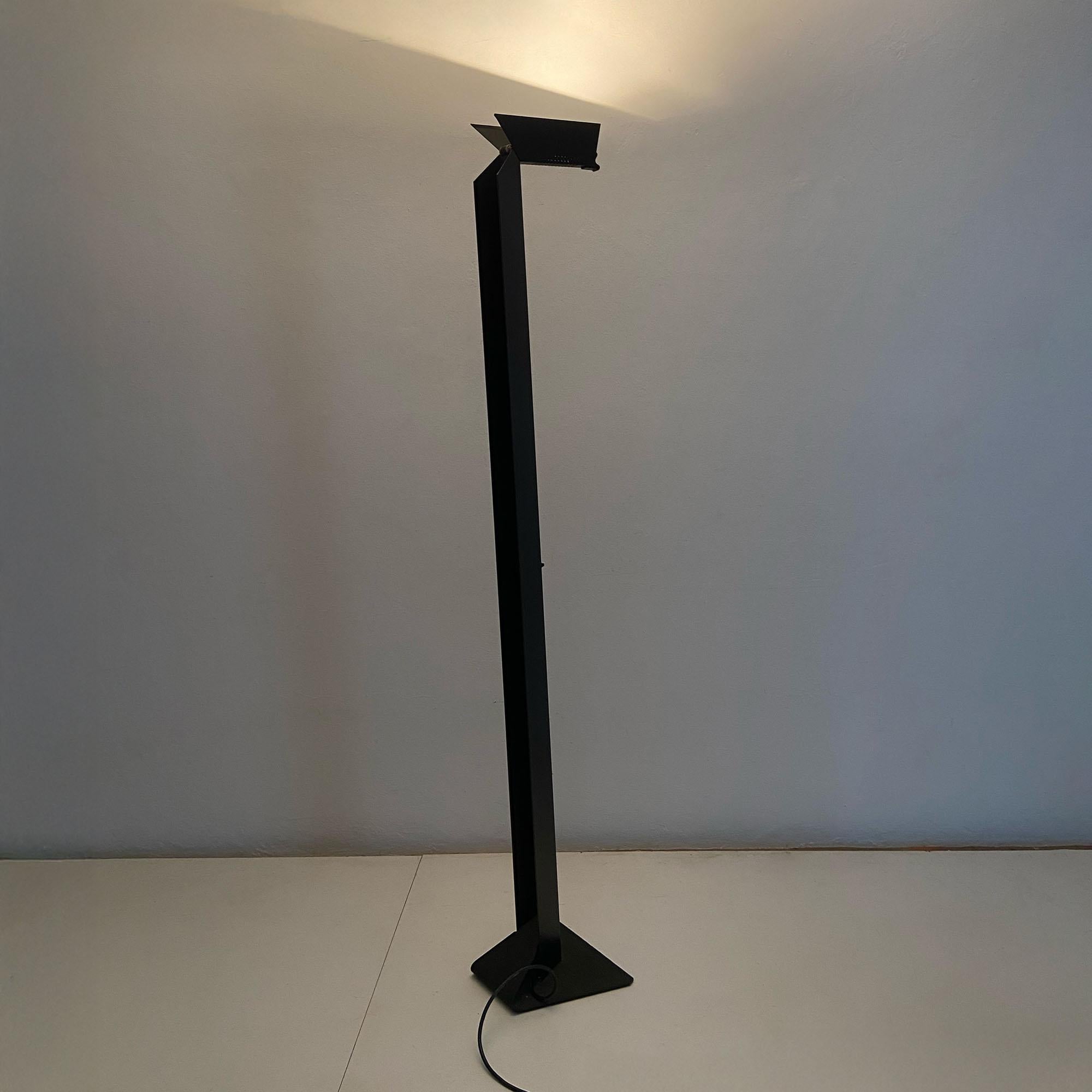 Verniciato Lampada da terra Beam nera di Enrico Davide Bona e prodotta da Skipper, 1980 in vendita