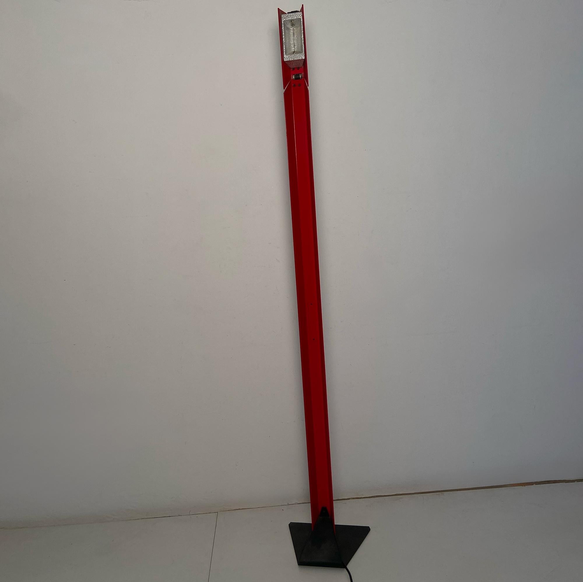 Lampada da terra Beam rossa di Enrico Davide Bona e prodotta da Skipper, 1980 in vendita 7