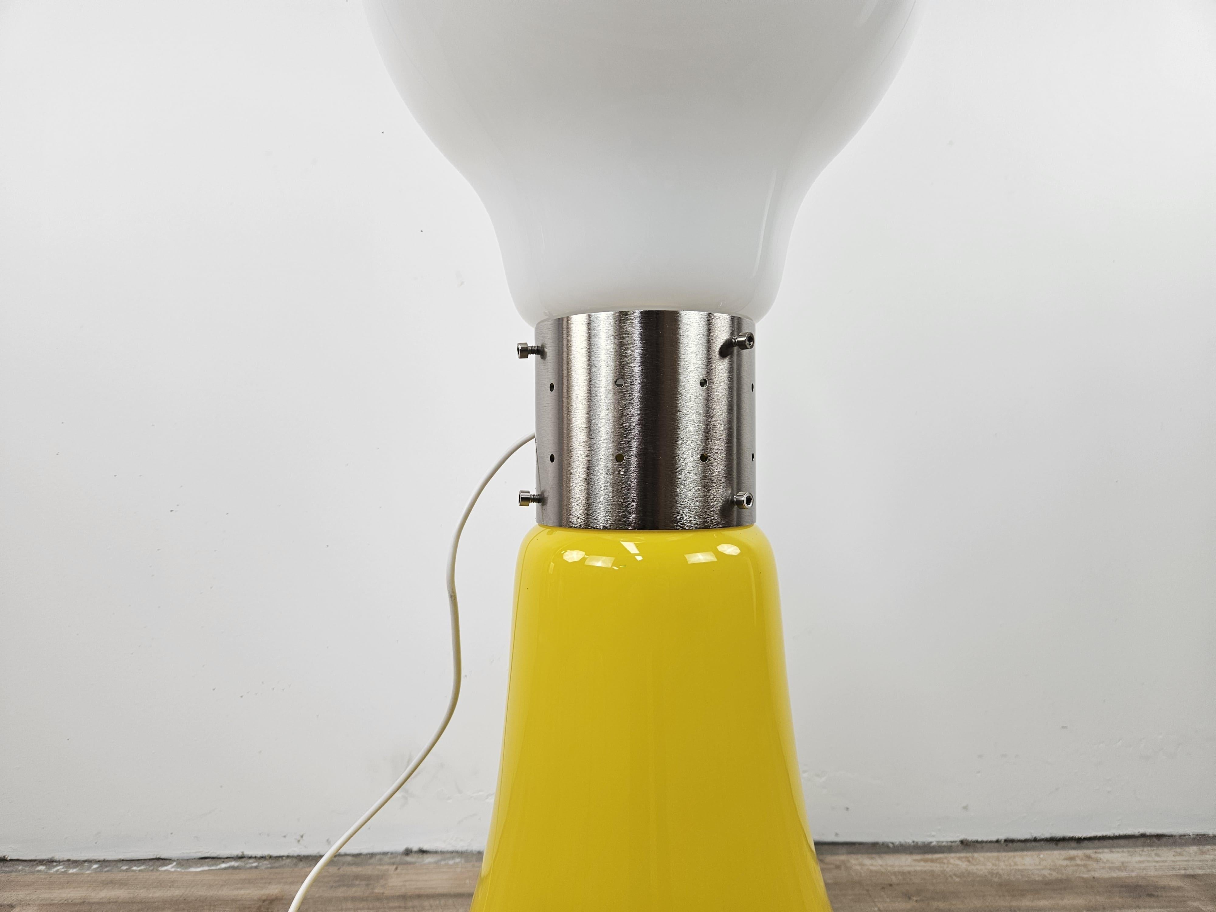 Lampada da terra Birillo in vetro di Murano di Carlo Nason per Mazzega 1964 In condizioni ottime a Premariacco, IT
