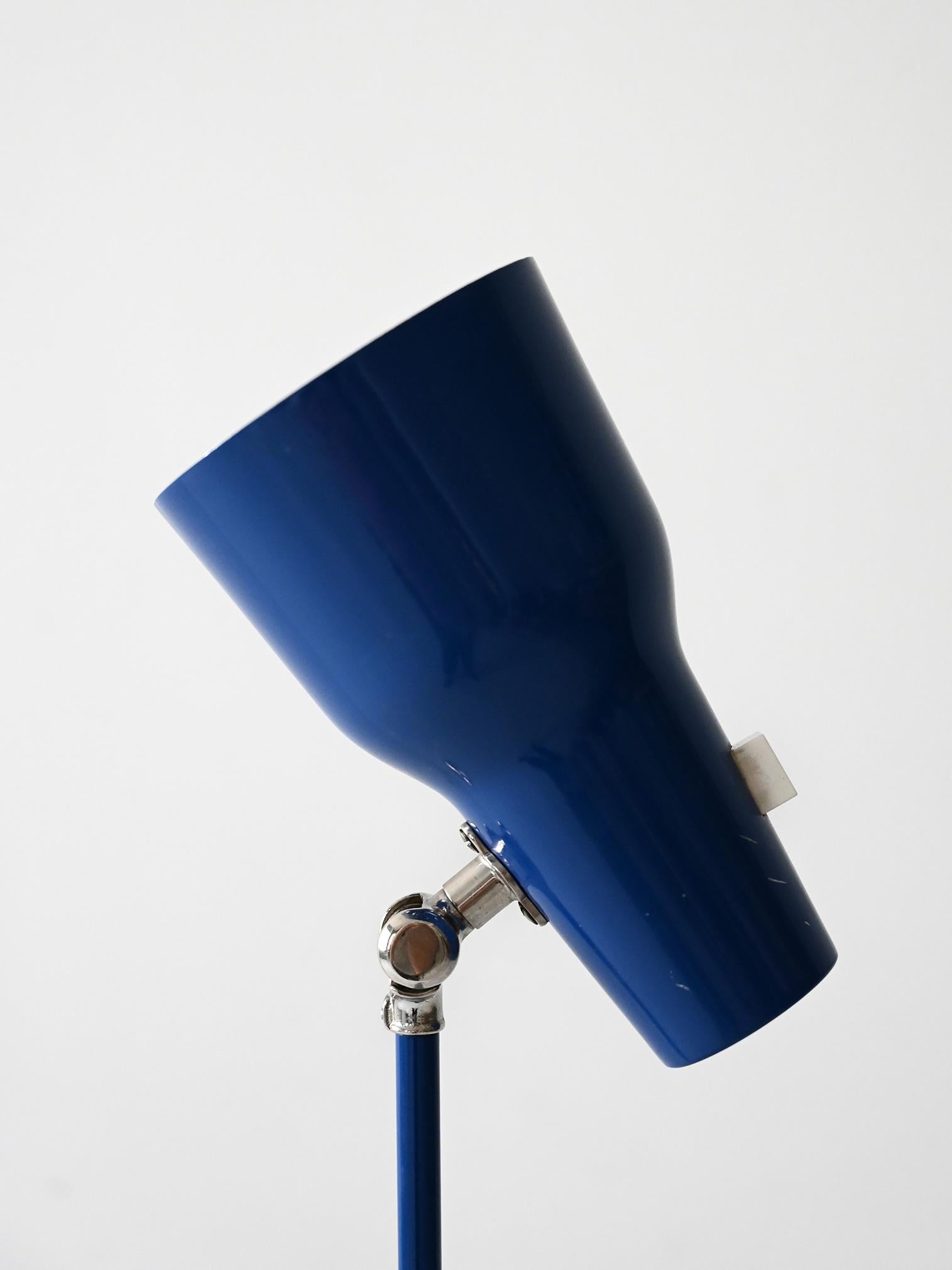 Lámpara de pie azul de Falkenbergs Belysning Swedish en venta