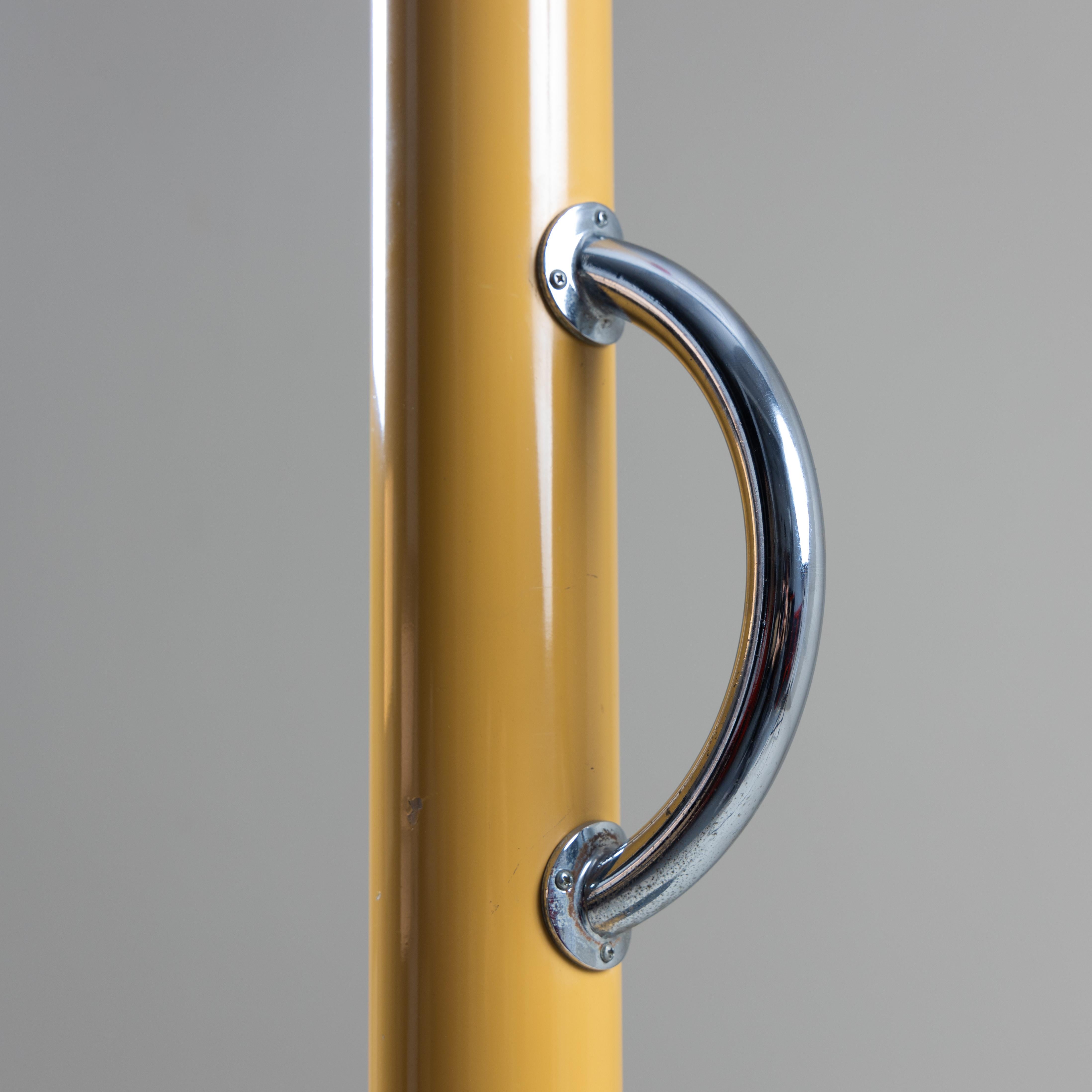 Callimaco floor lamp, Ettore Sottsass, Artemide, 1982 3