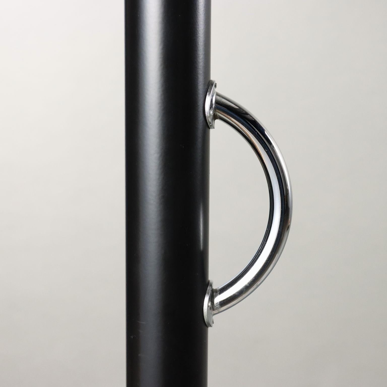 Lampada da terra 'Callimaco' Ettore Sottsass per Artemide anni 80 In Good Condition For Sale In Milano, IT