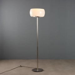 Lampada da terra 'Clitunno' di Vico Magistretti per Artemide anni 60.